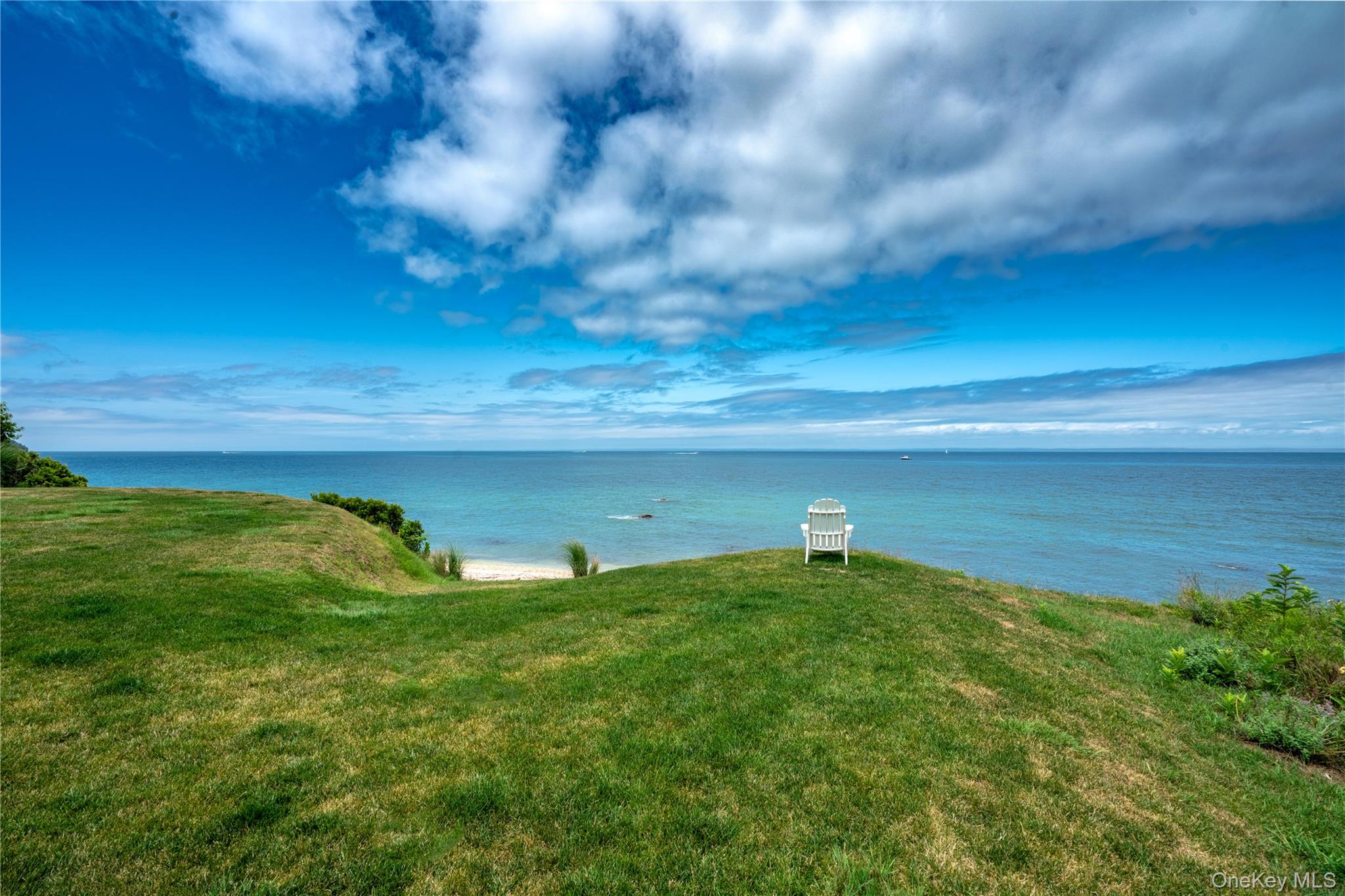 38099 Main Road, Orient, NY 11957