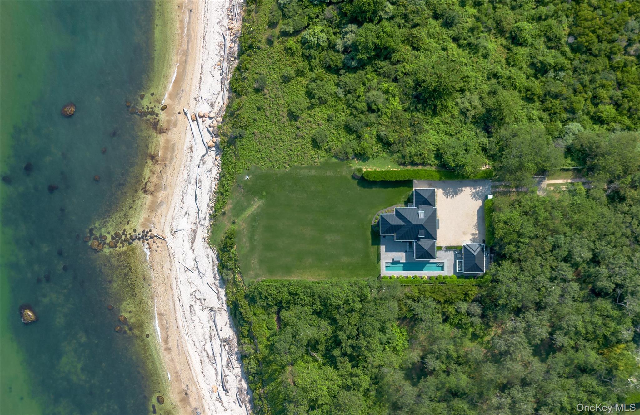 38099 Main Road, Orient, NY 11957