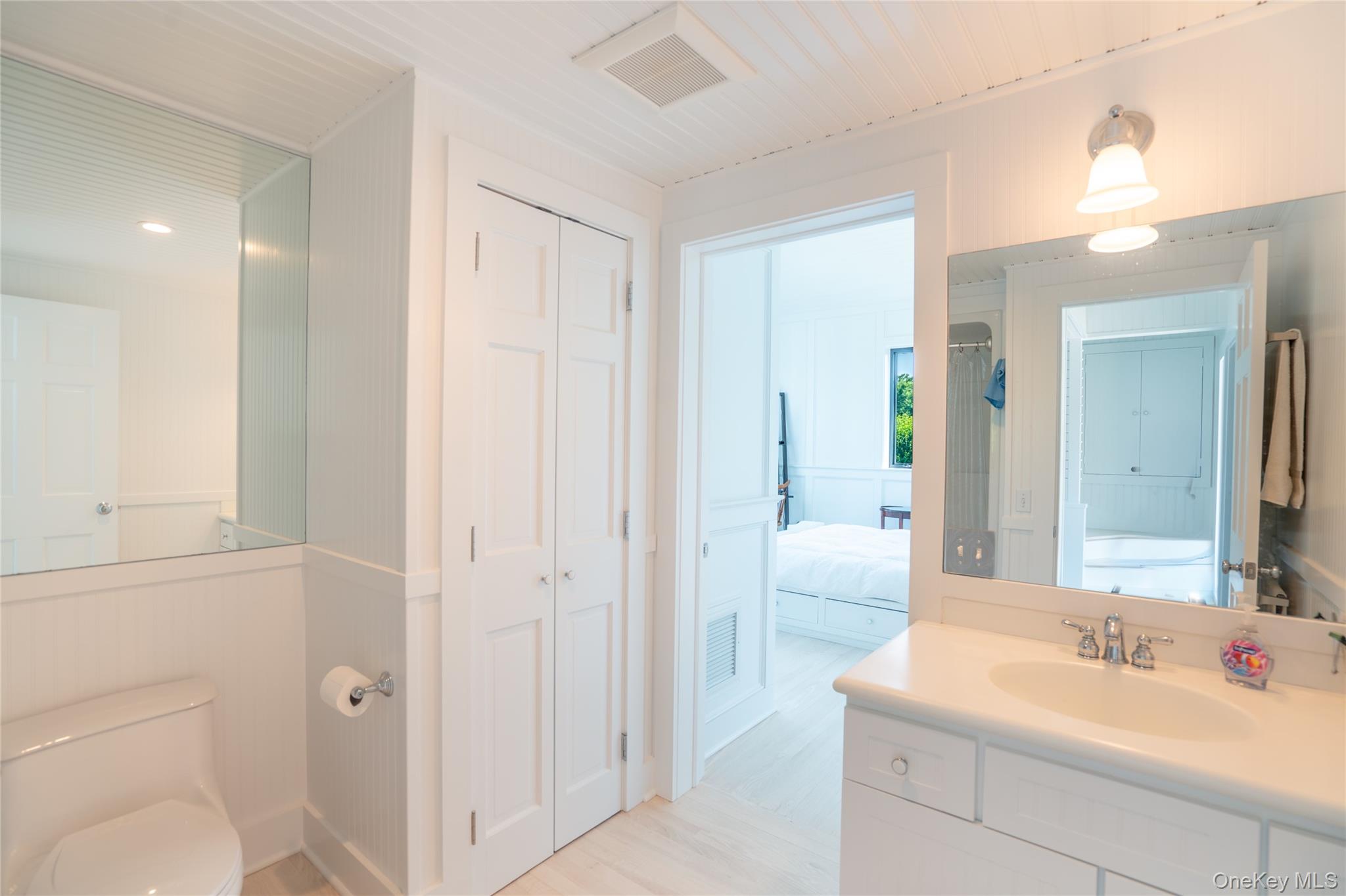 38099 Main Road, Orient, NY 11957