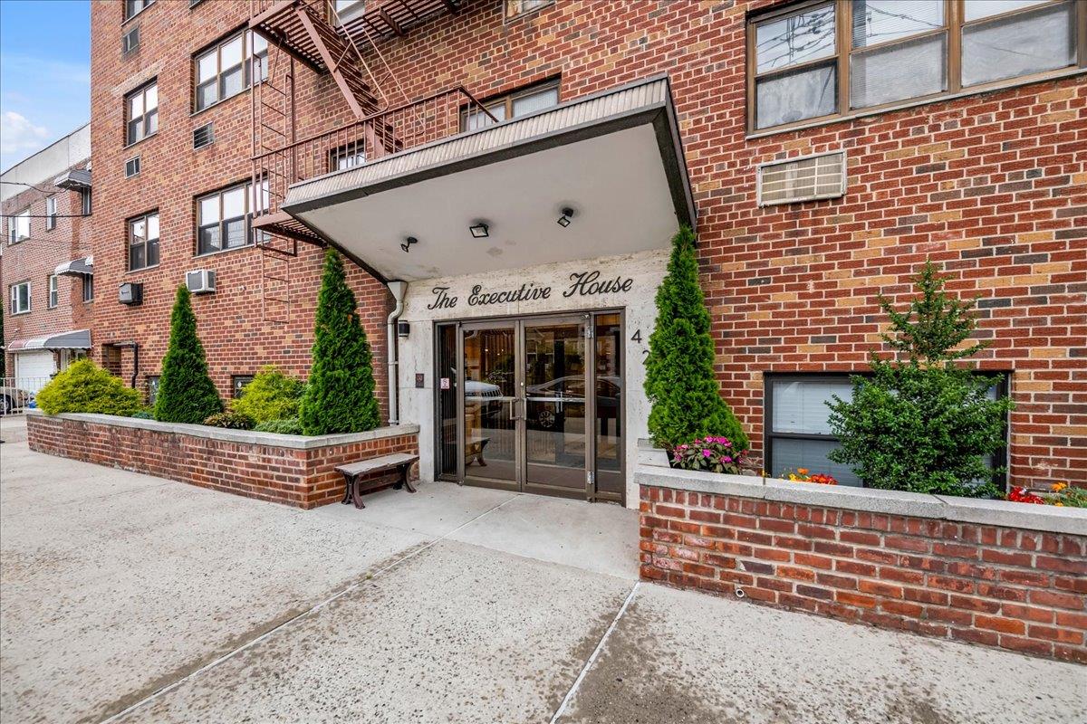 4200 Herkimer Place # 6C, Bronx, NY 10470