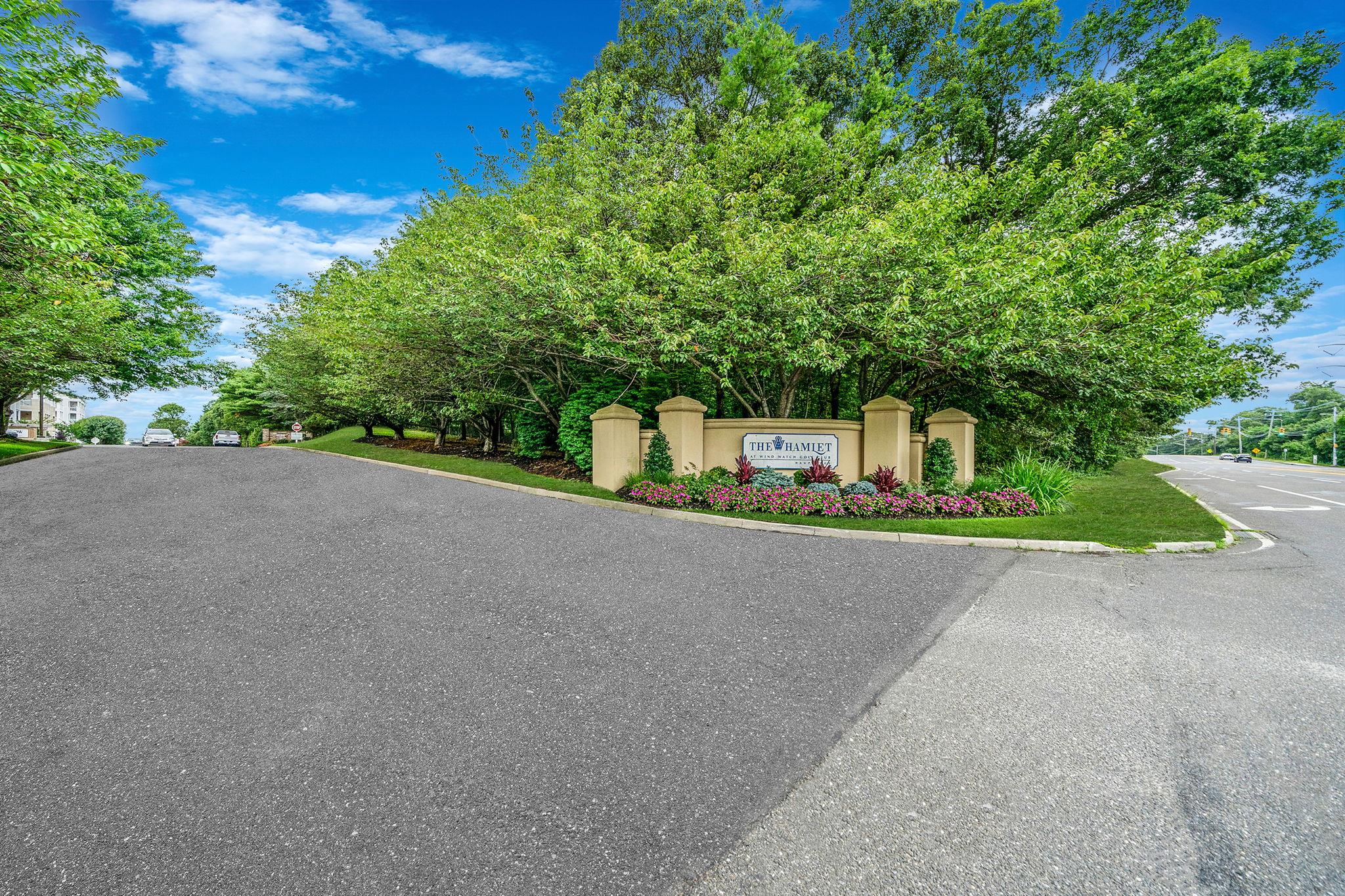 61 Windwatch Drive, Hauppauge, NY 11788