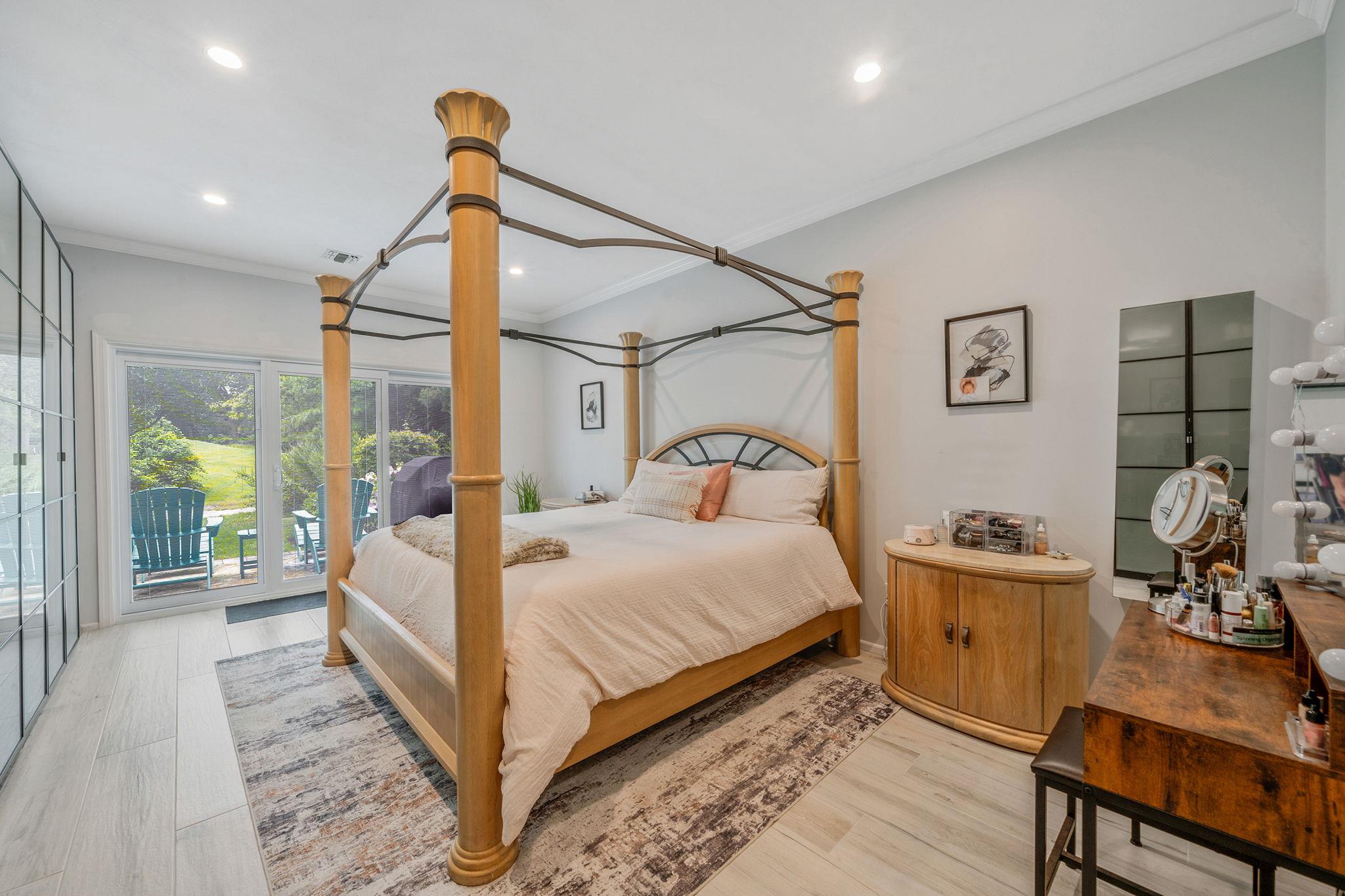 61 Windwatch Drive, Hauppauge, NY 11788