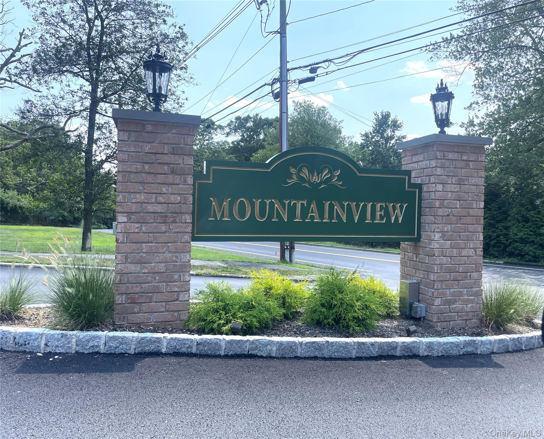 24 Sierra Vista Lane # 24, Valley Cottage, NY 10989