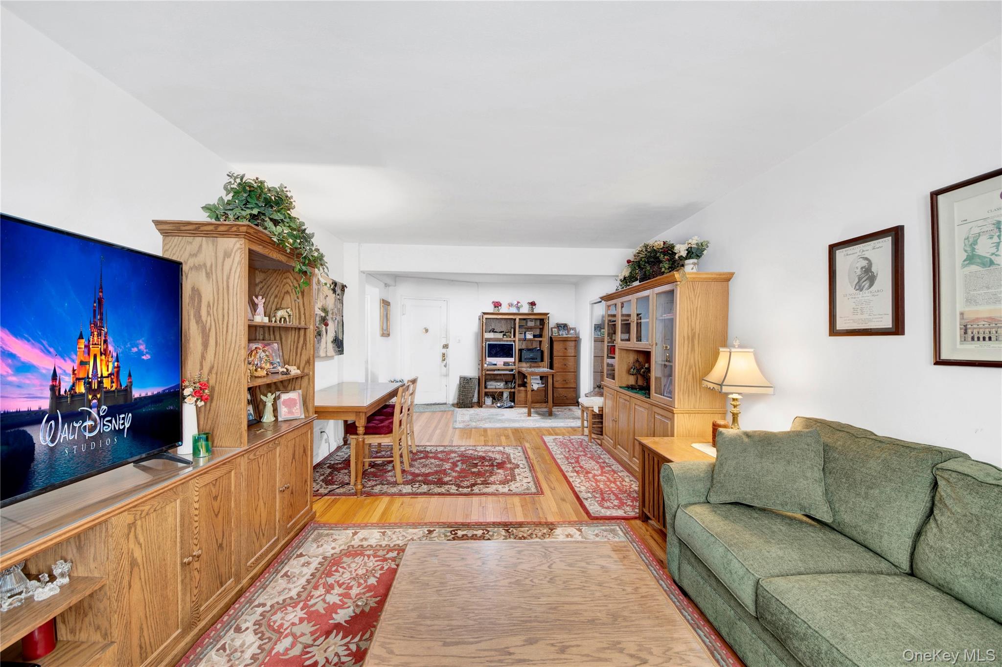 2080 Barnes Avenue # 3H, Bronx, NY 10462