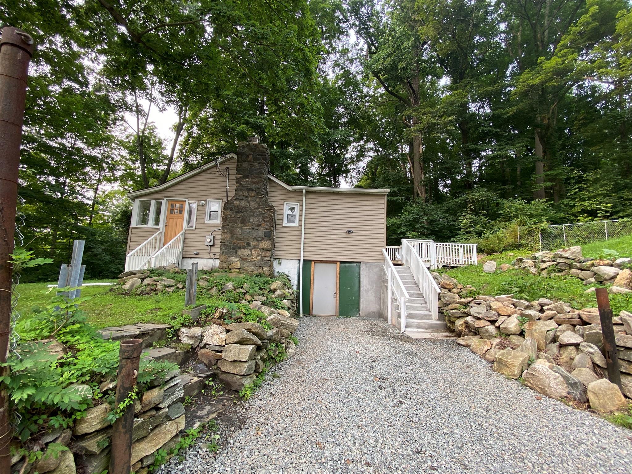 23 Barrett Hill Road, Carmel, NY 10512
