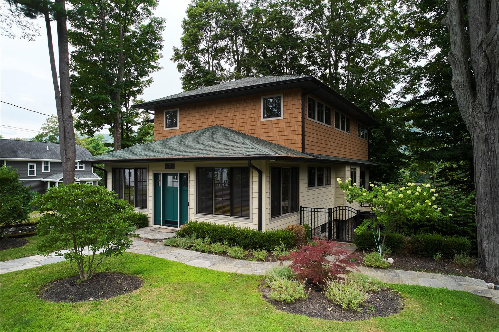20 Myrtle Avenue, Greenwood Lake, NY 10925
