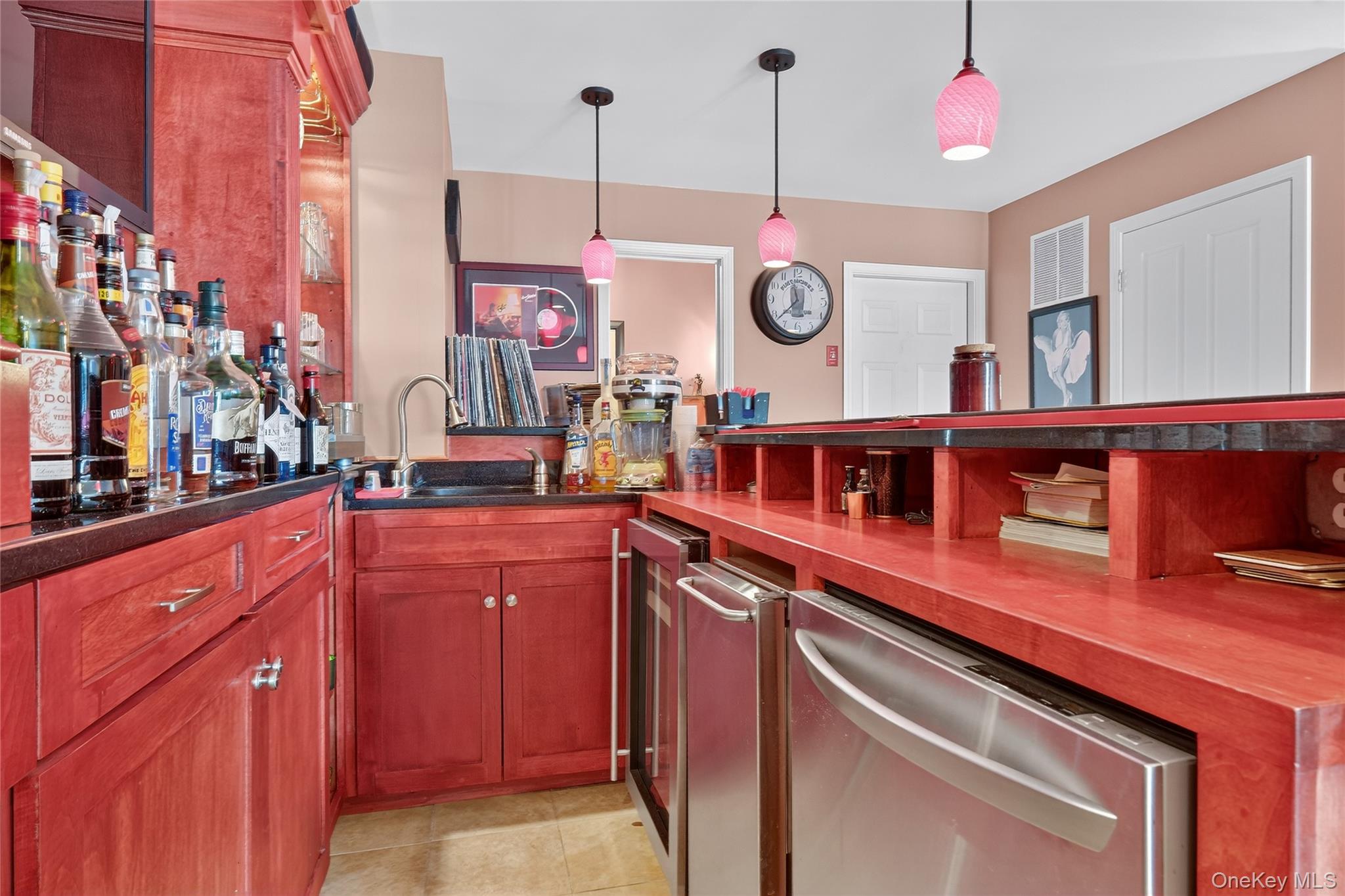 114 Hudson Pointe Drive, Poughkeepsie, NY 12601