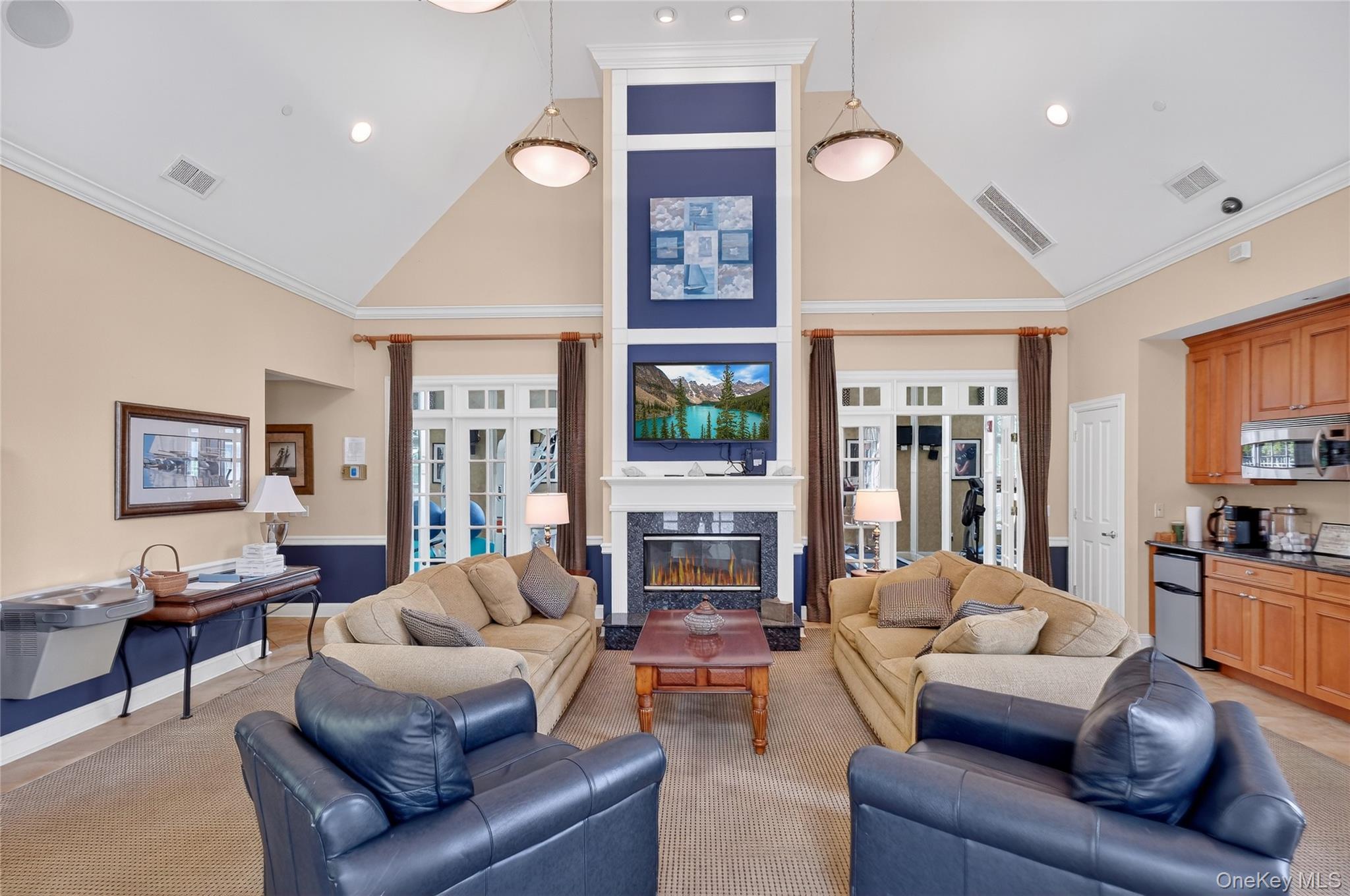 114 Hudson Pointe Drive, Poughkeepsie, NY 12601