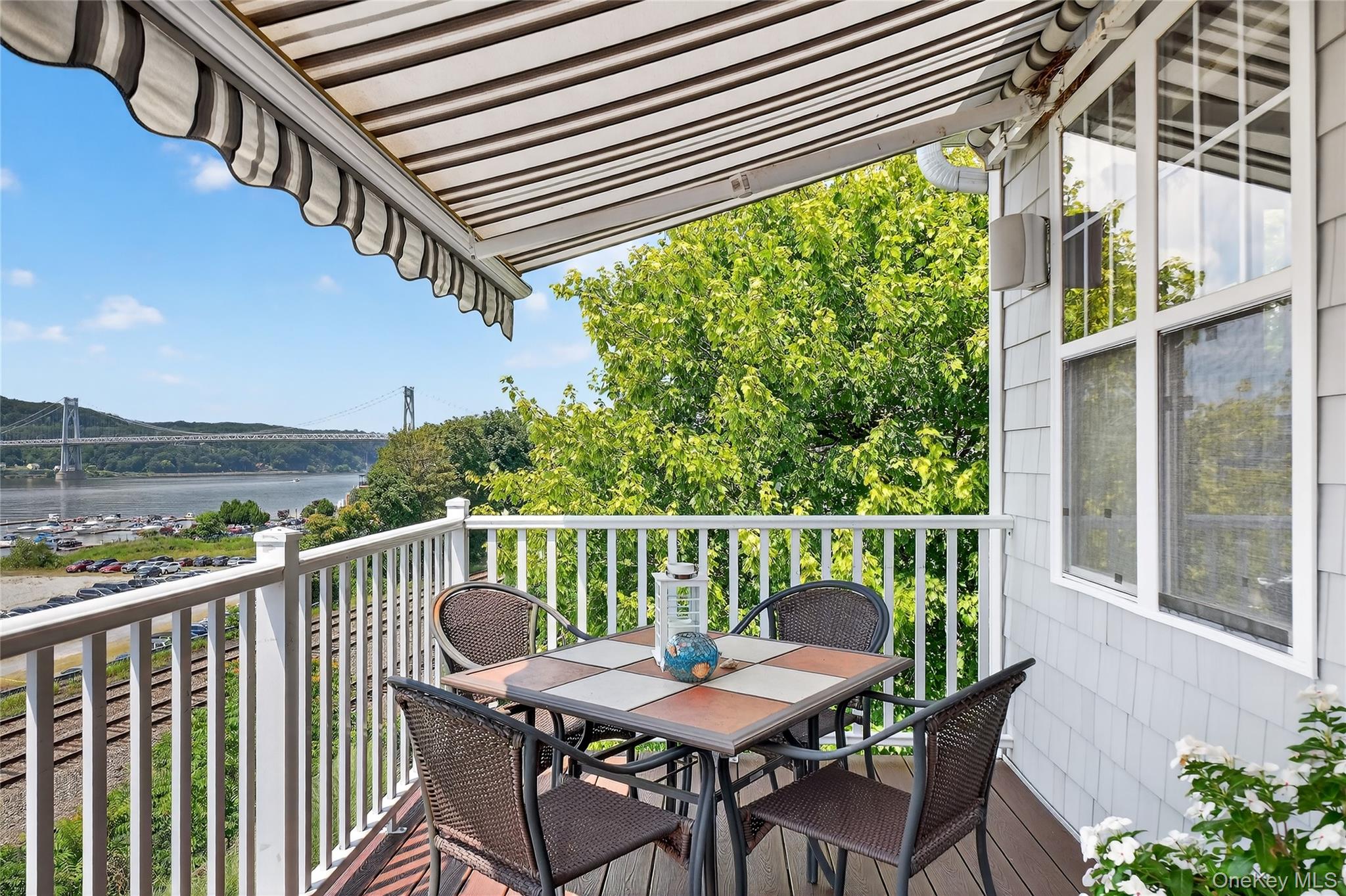 114 Hudson Pointe Drive, Poughkeepsie, NY 12601