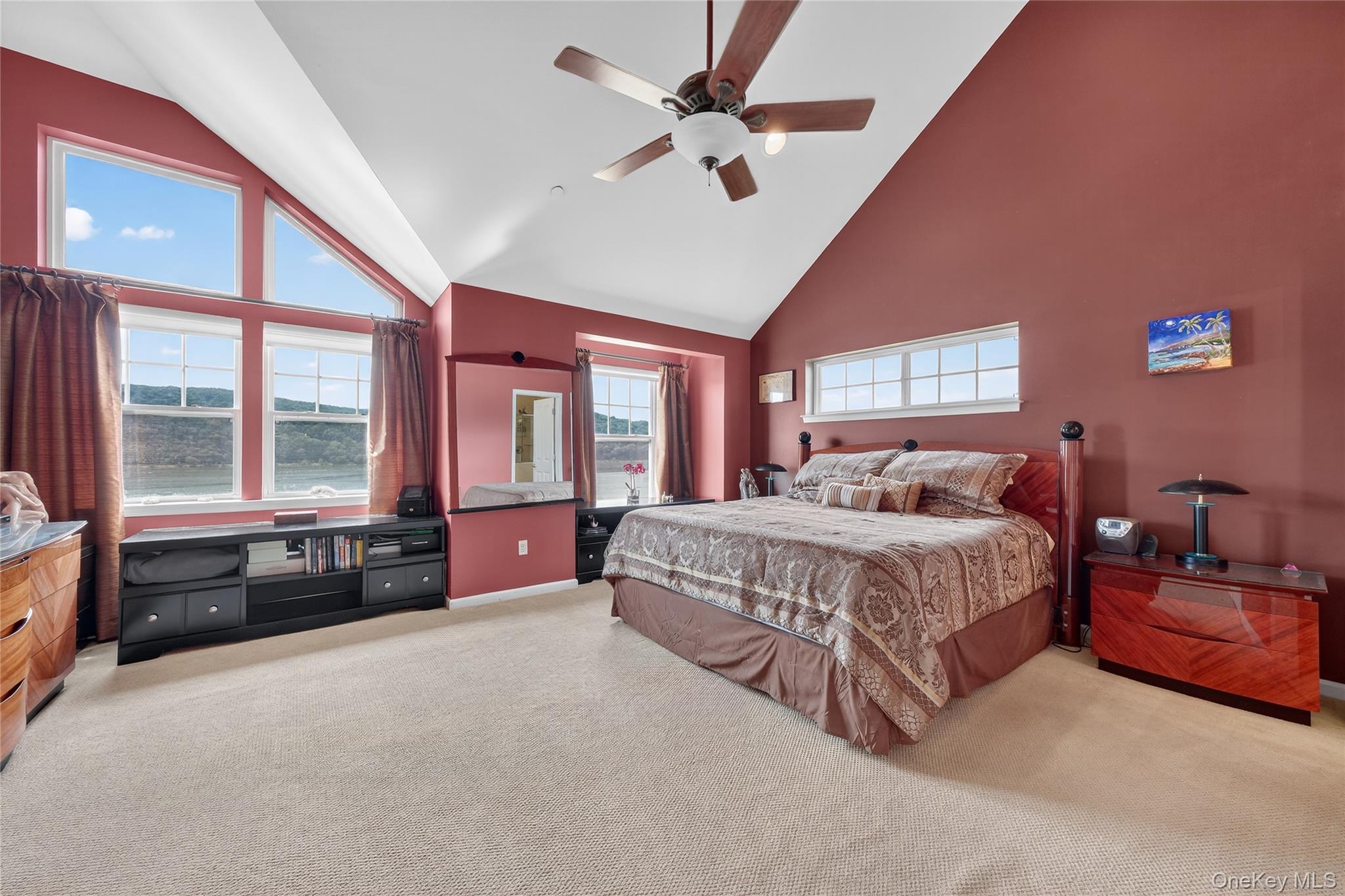 114 Hudson Pointe Drive, Poughkeepsie, NY 12601