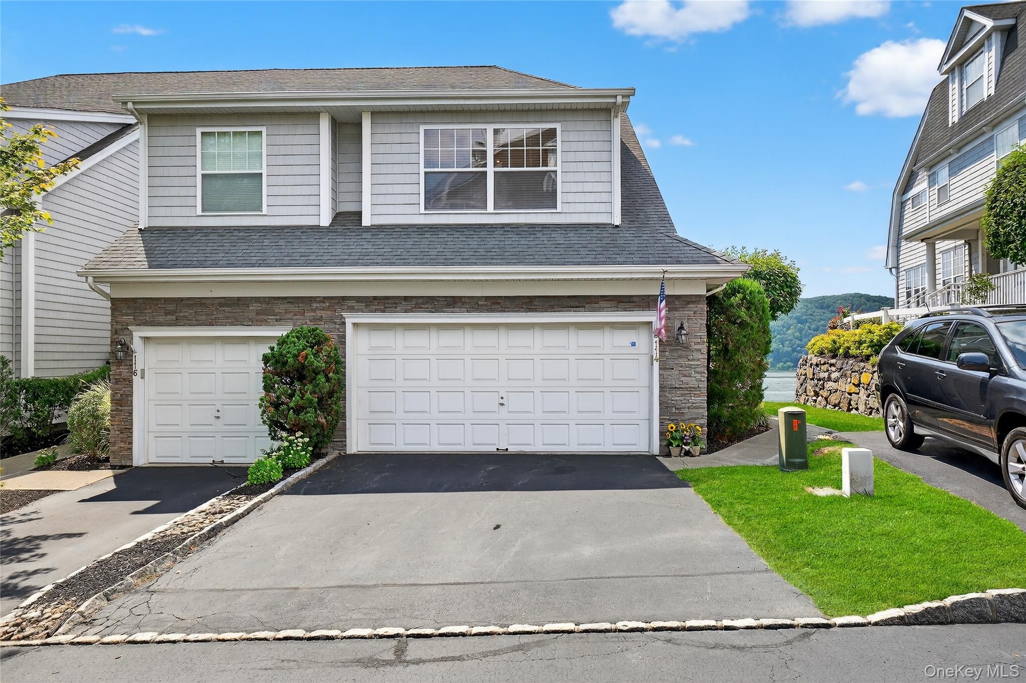 114 Hudson Pointe Drive, Poughkeepsie, NY 12601