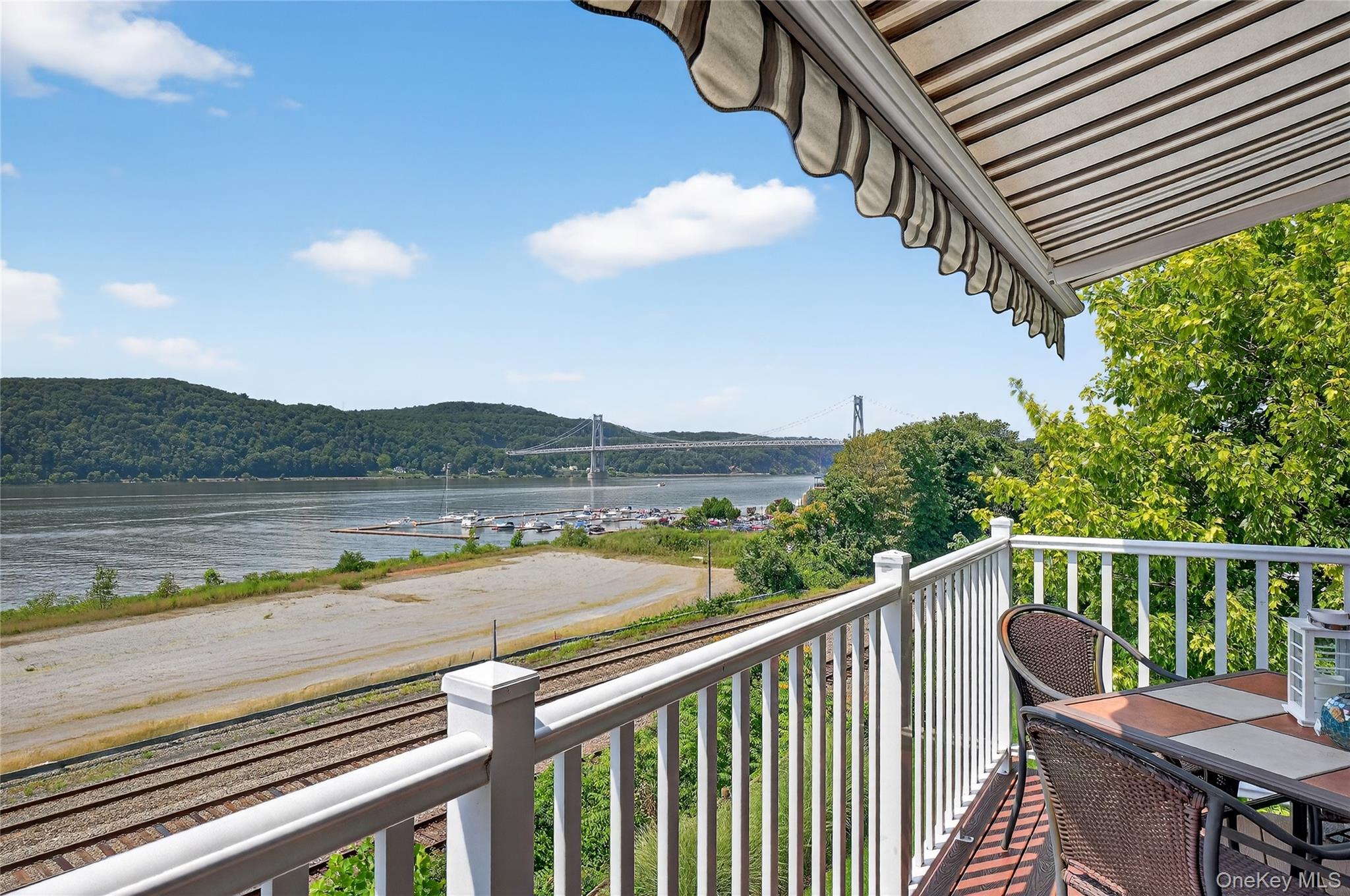 114 Hudson Pointe Drive, Poughkeepsie, NY 12601