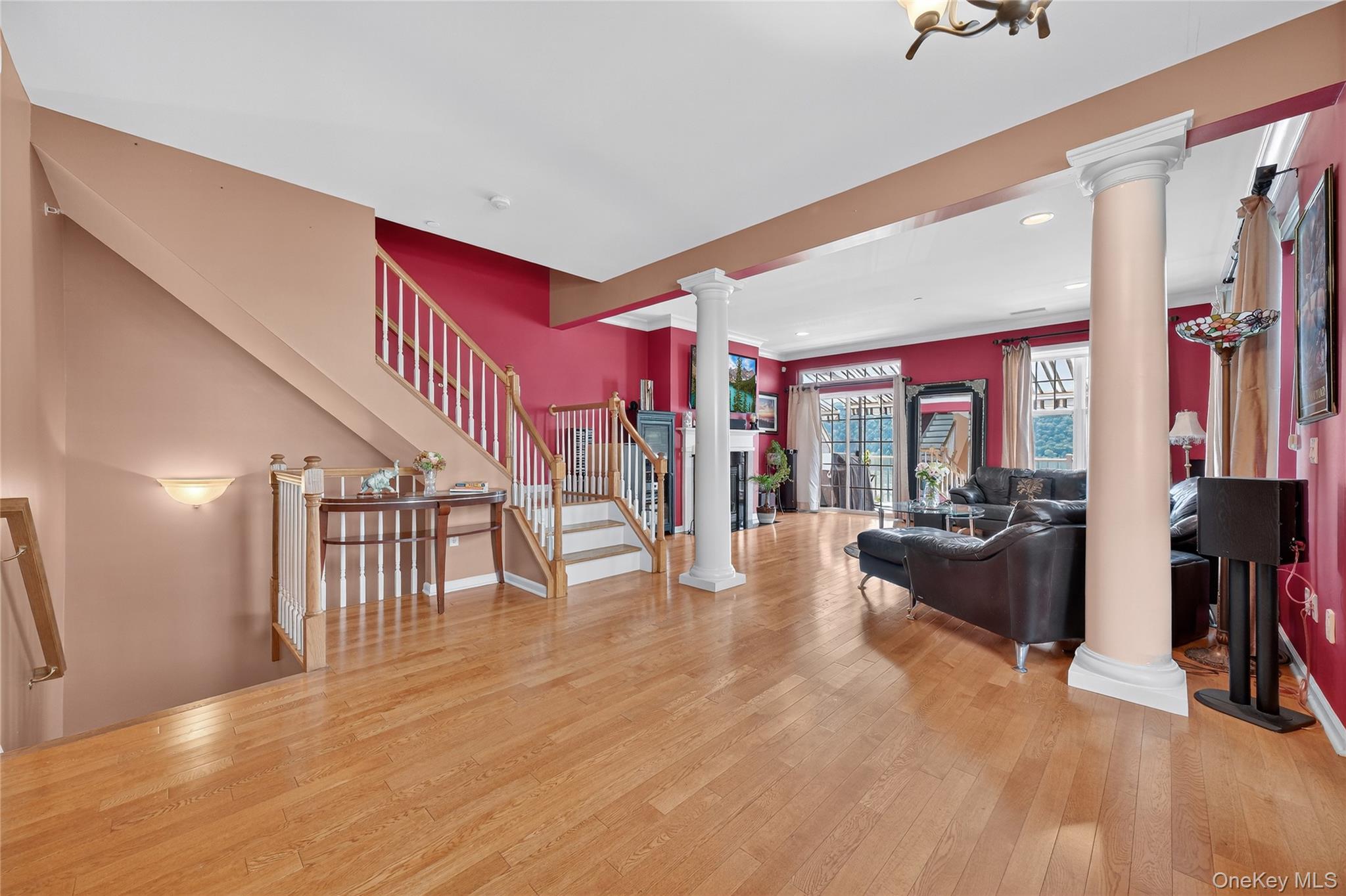 114 Hudson Pointe Drive, Poughkeepsie, NY 12601