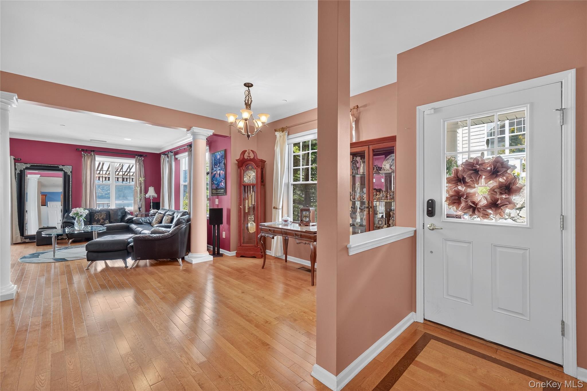 114 Hudson Pointe Drive, Poughkeepsie, NY 12601