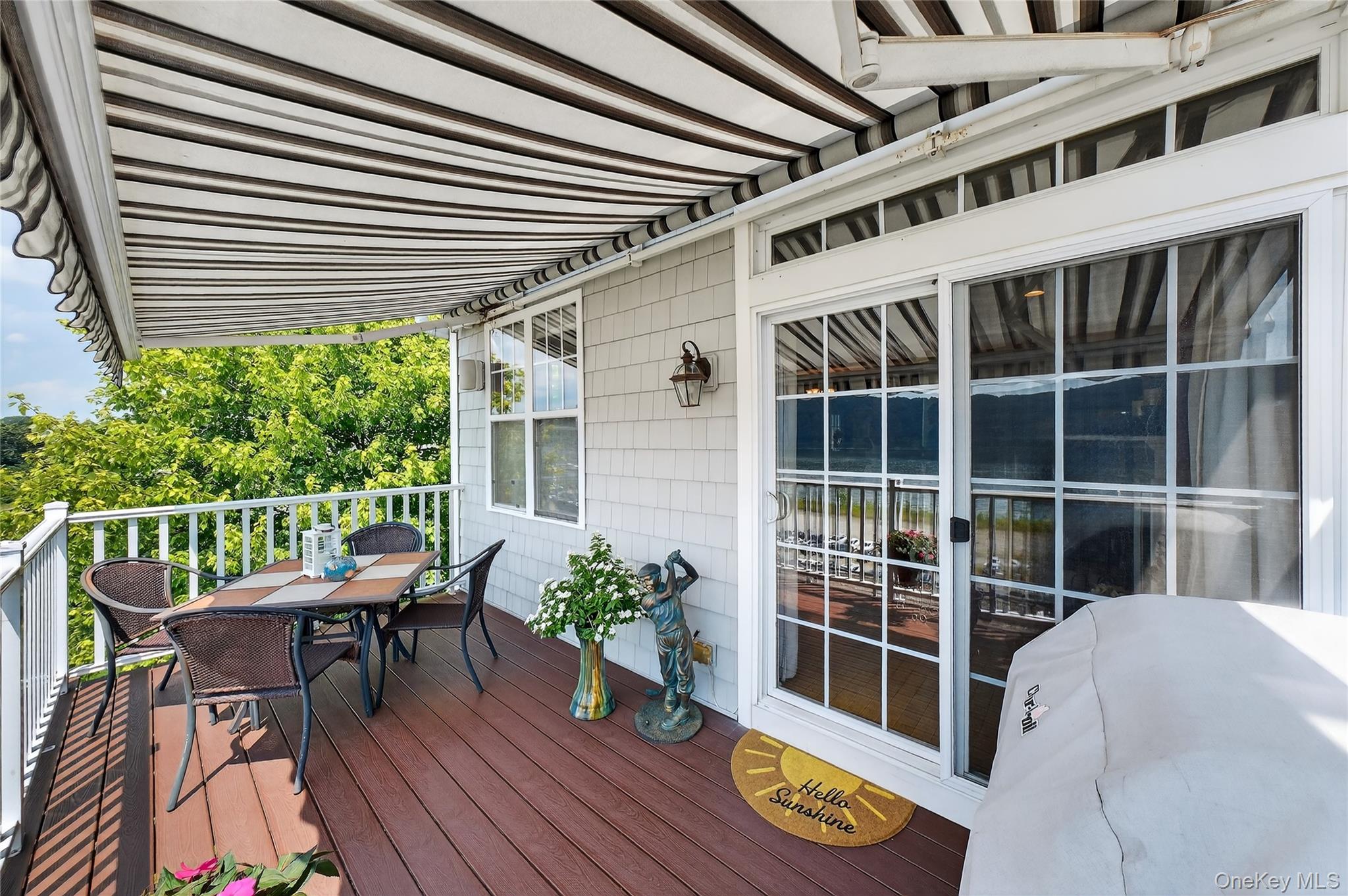 114 Hudson Pointe Drive, Poughkeepsie, NY 12601