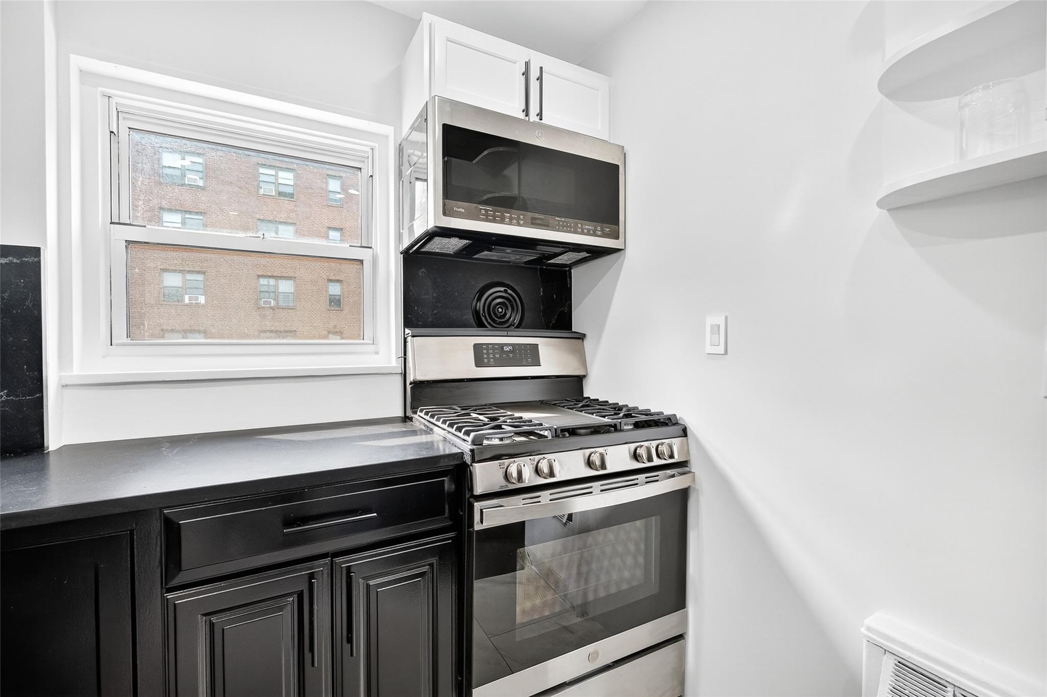 189 Drake Avenue # 2A, New Rochelle, NY 10805