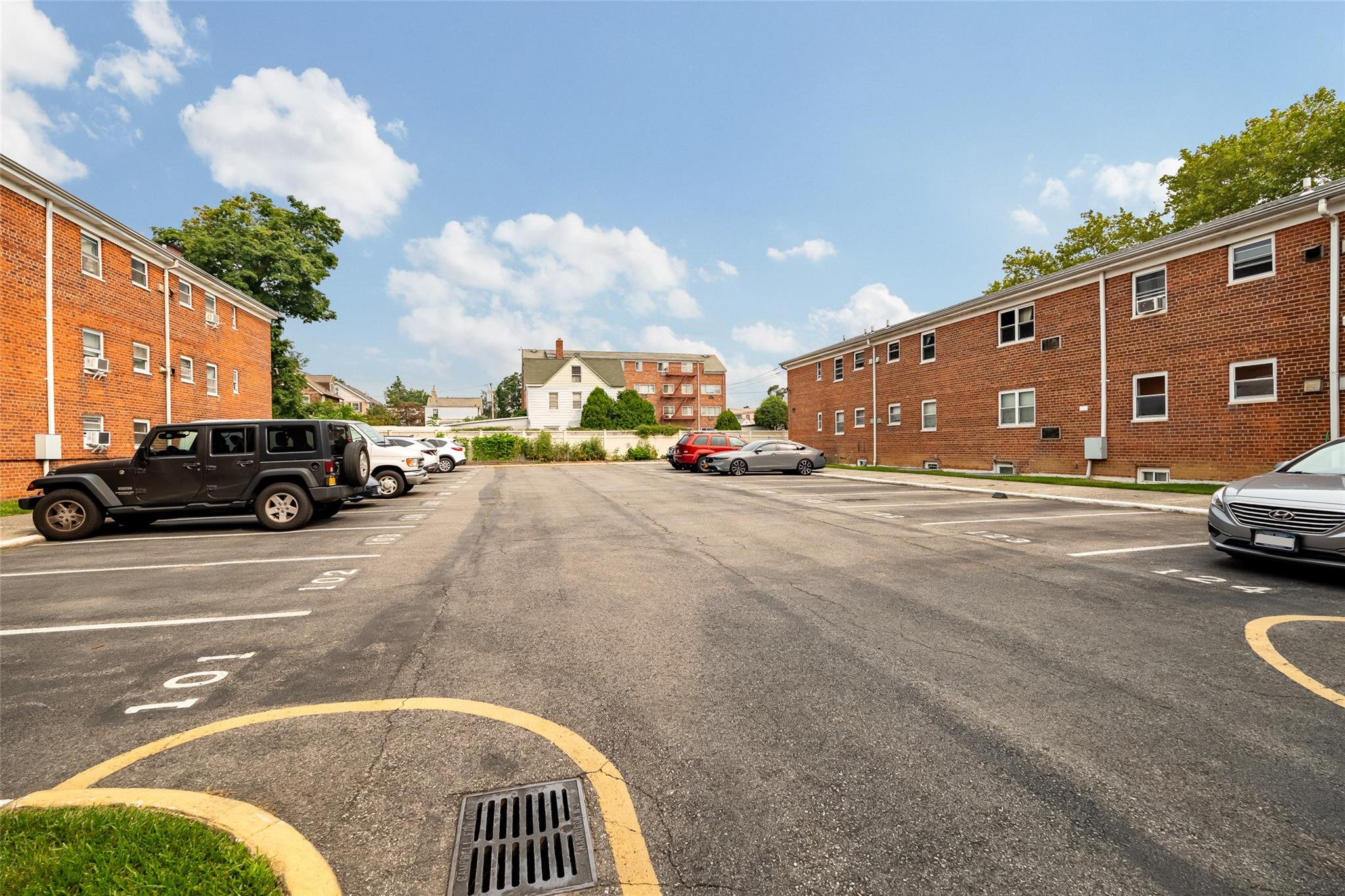 189 Drake Avenue # 2A, New Rochelle, NY 10805