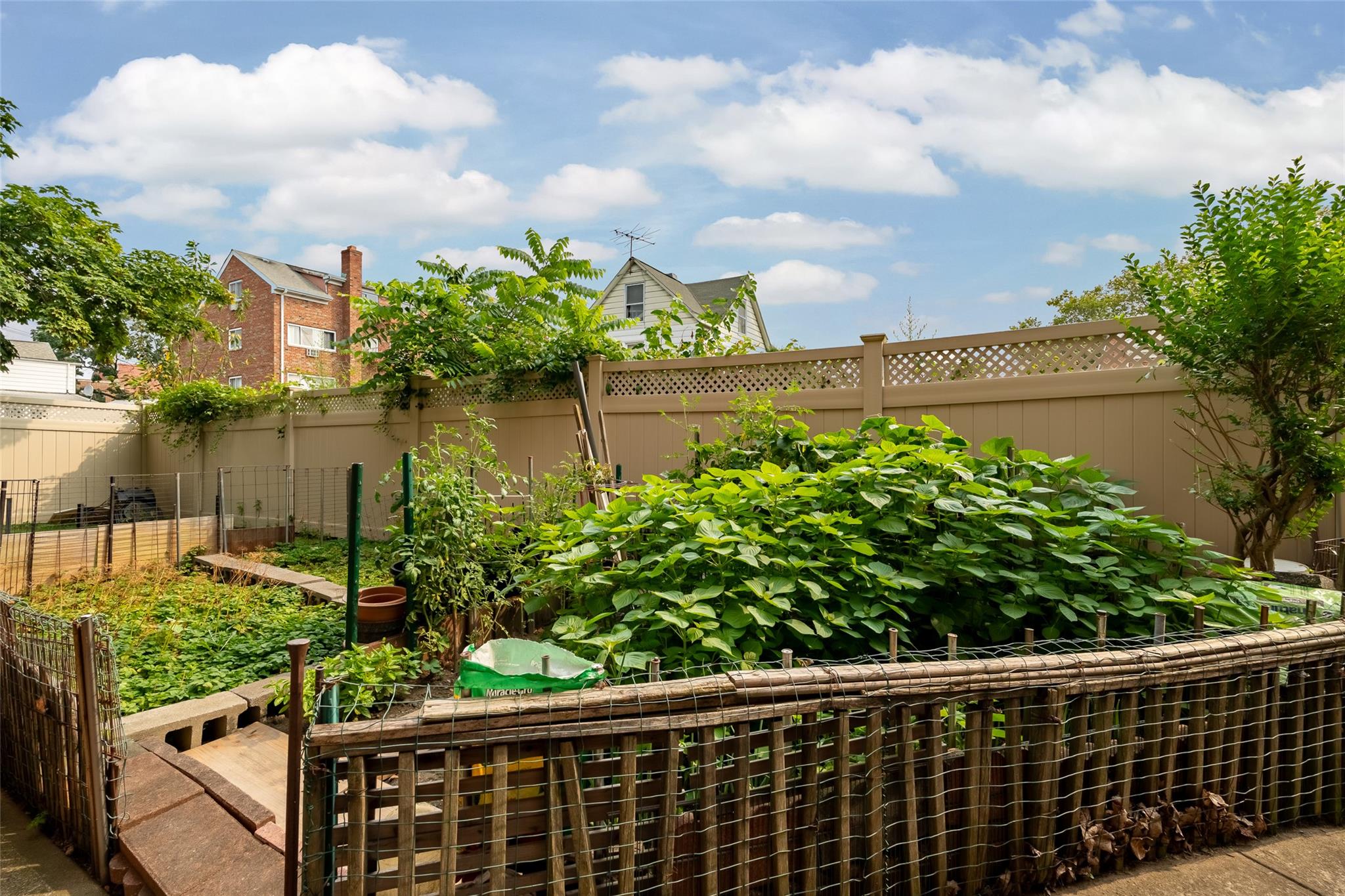 189 Drake Avenue # 2A, New Rochelle, NY 10805