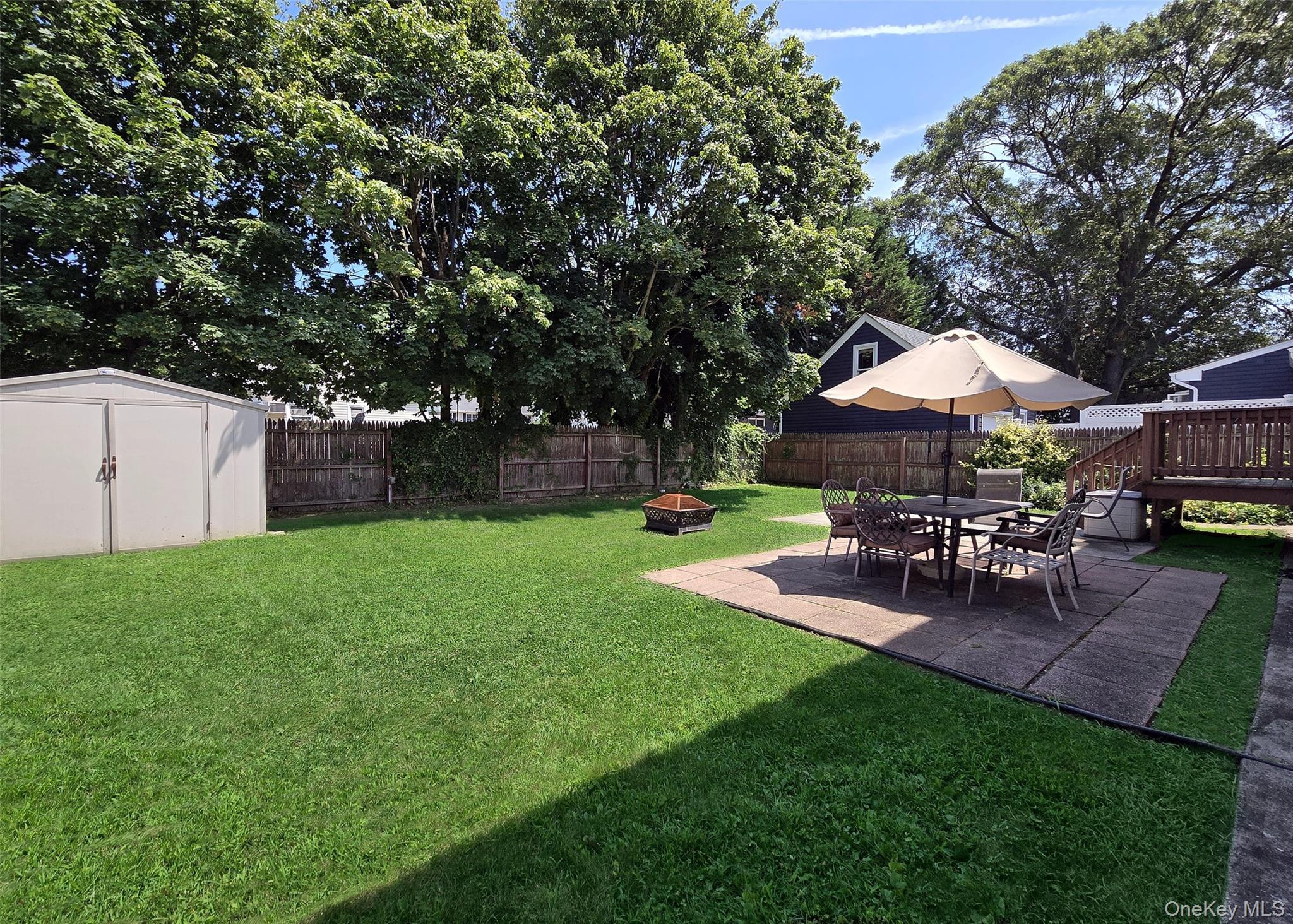 2291 Girard Place, Merrick, NY 11566