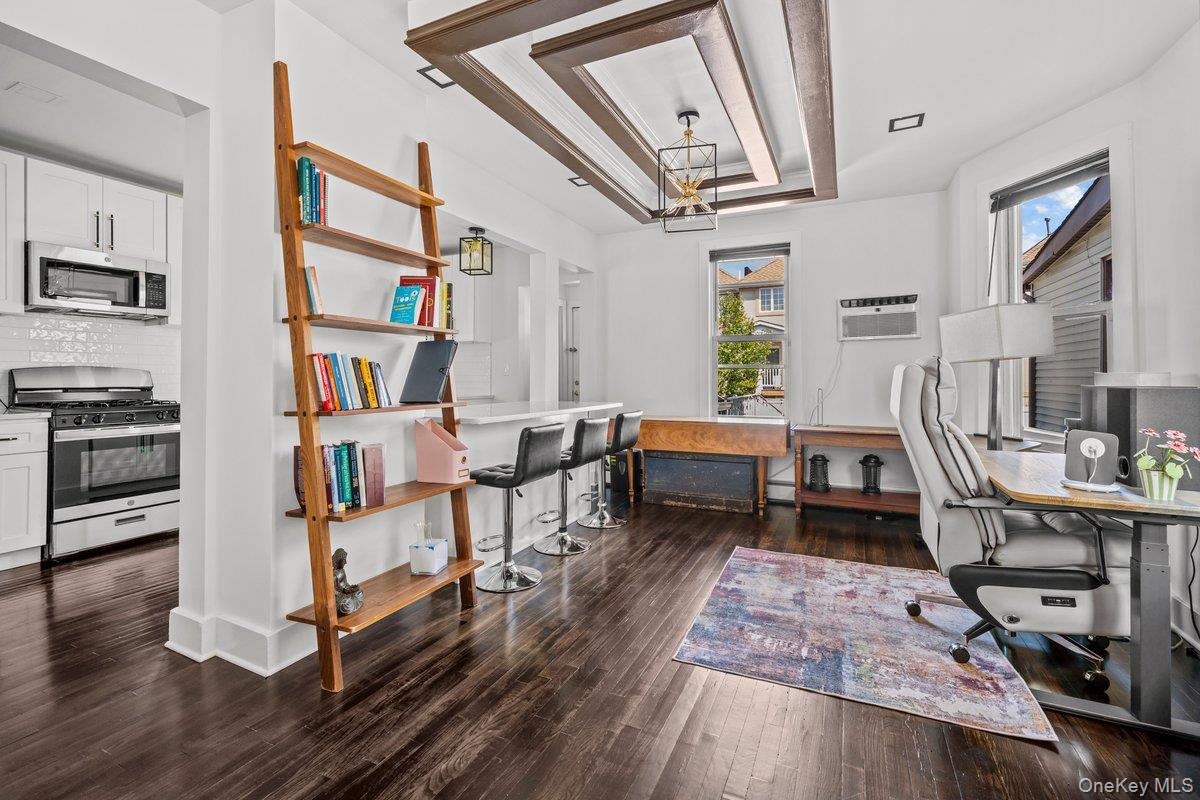 916 Clarence Avenue, Bronx, NY 10465