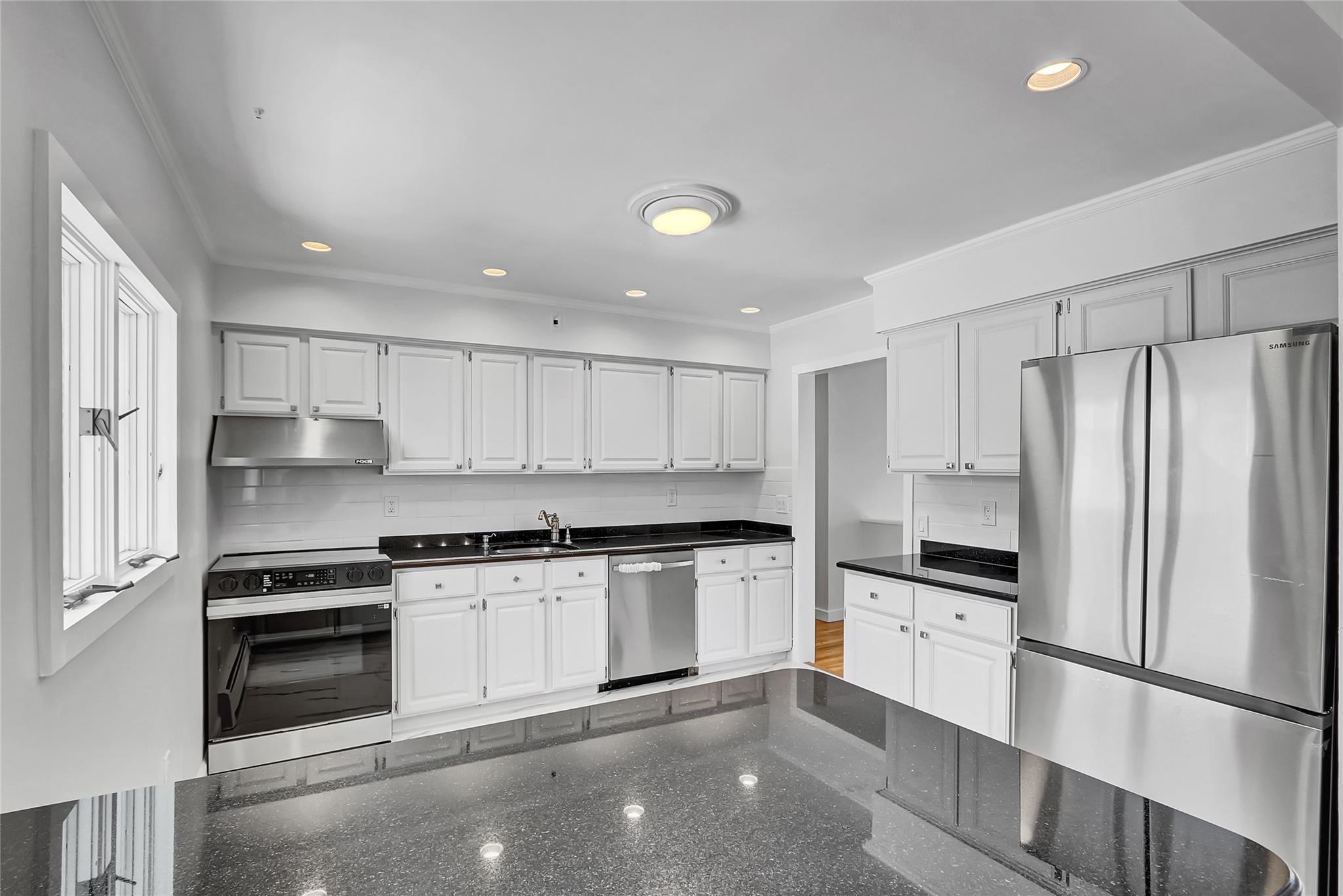 2327 Mattituck Avenue, Seaford, NY 11783