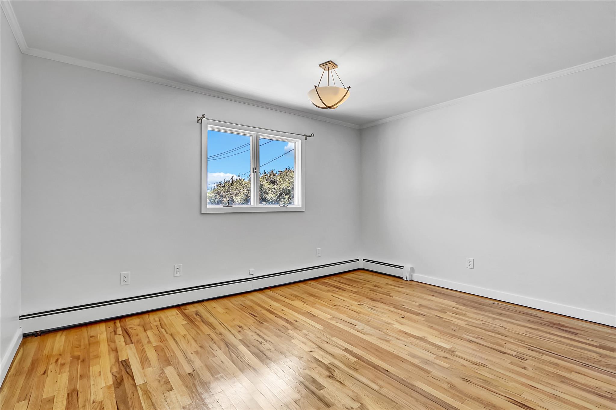 2327 Mattituck Avenue, Seaford, NY 11783