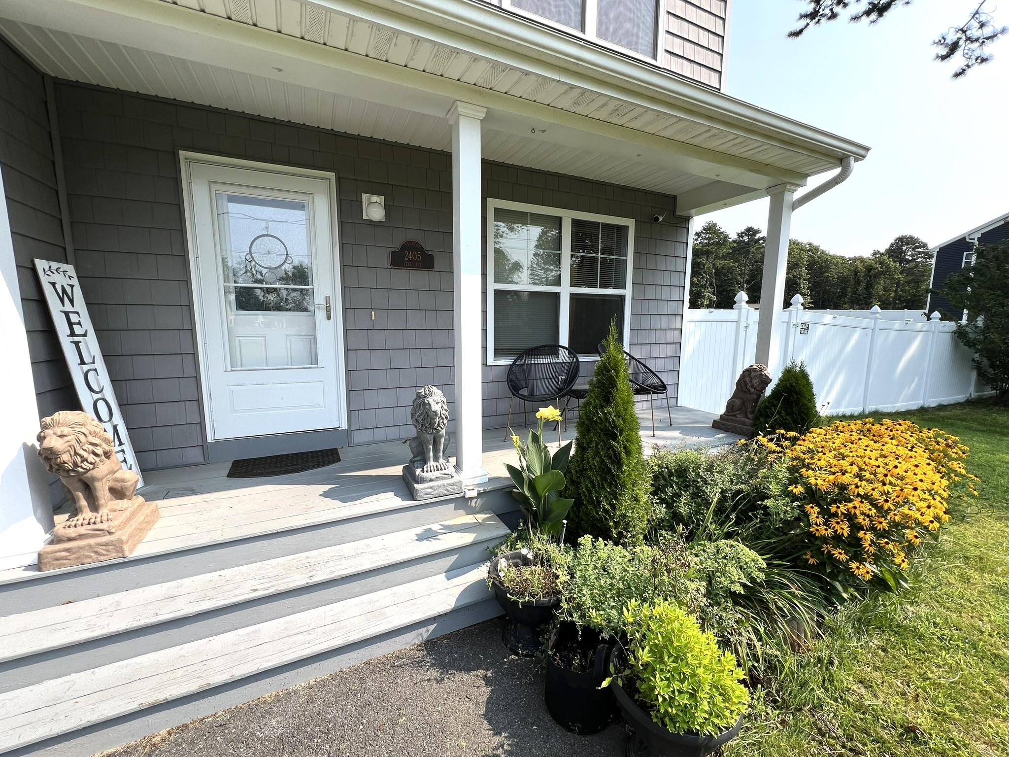 2405 Fire Avenue, Medford, NY 11763