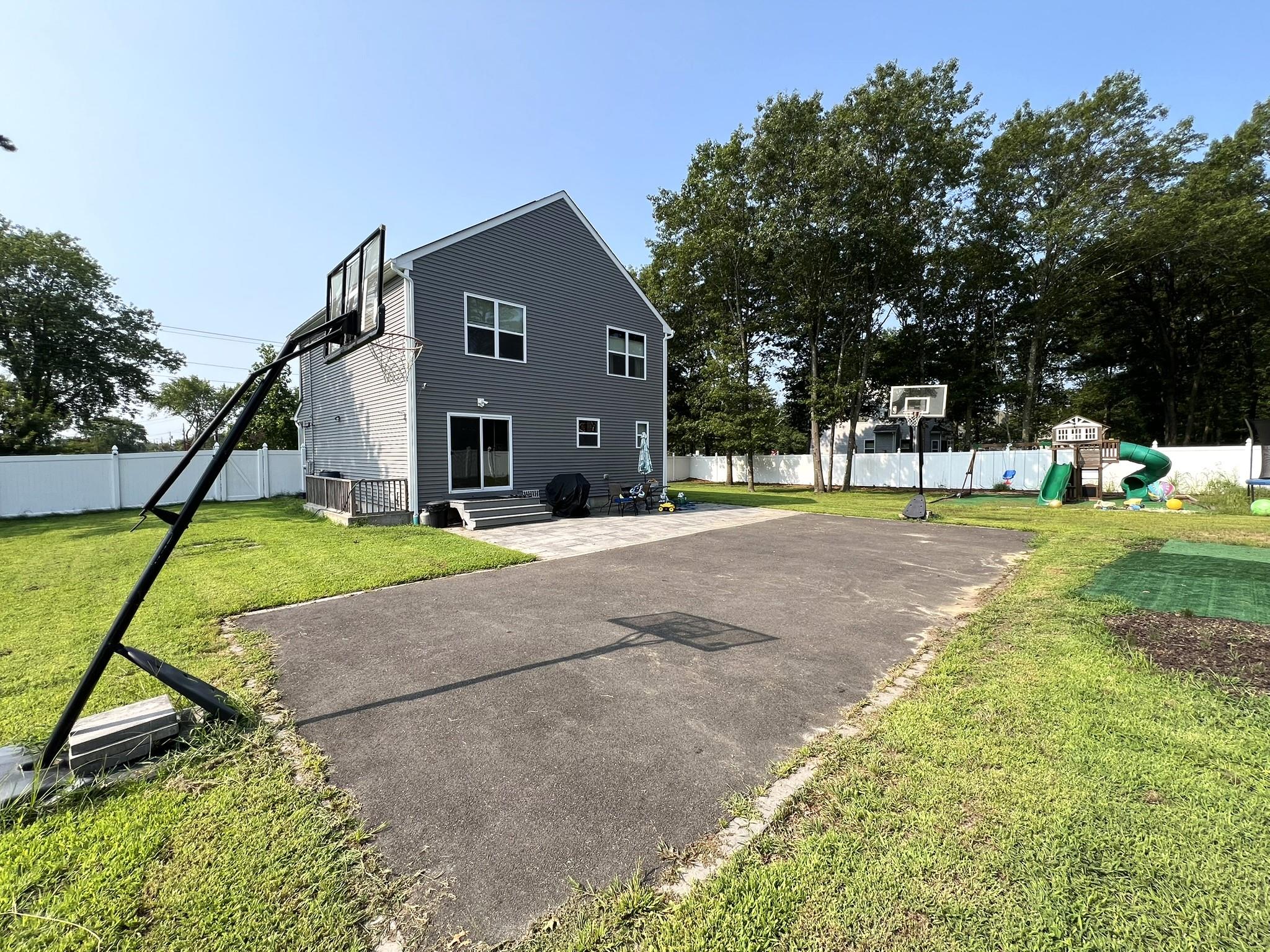 2405 Fire Avenue, Medford, NY 11763