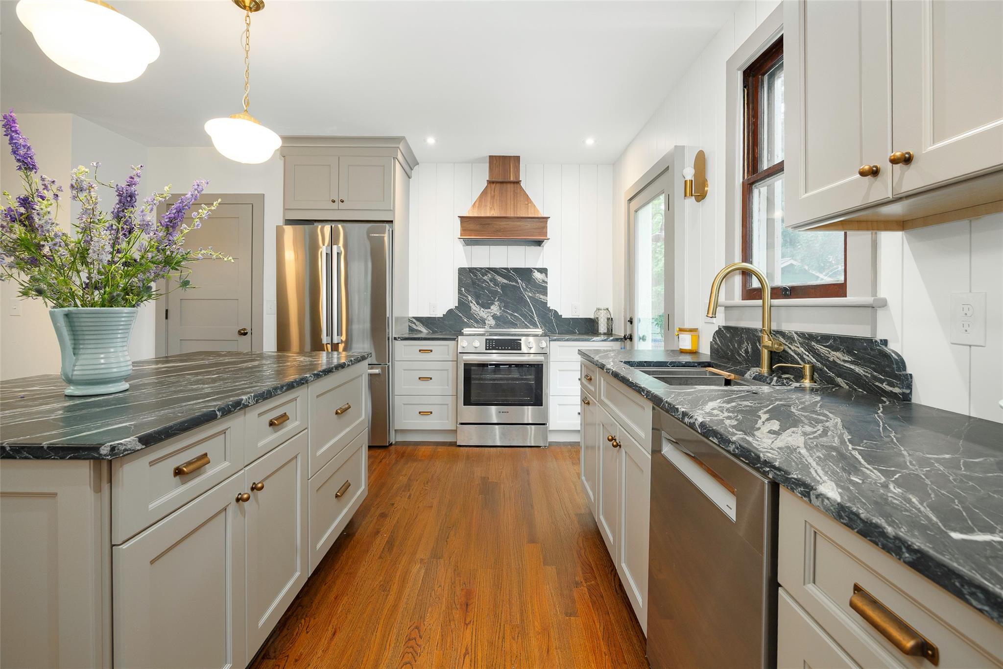 59 S Parsonage Street, Rhinebeck, NY 12572