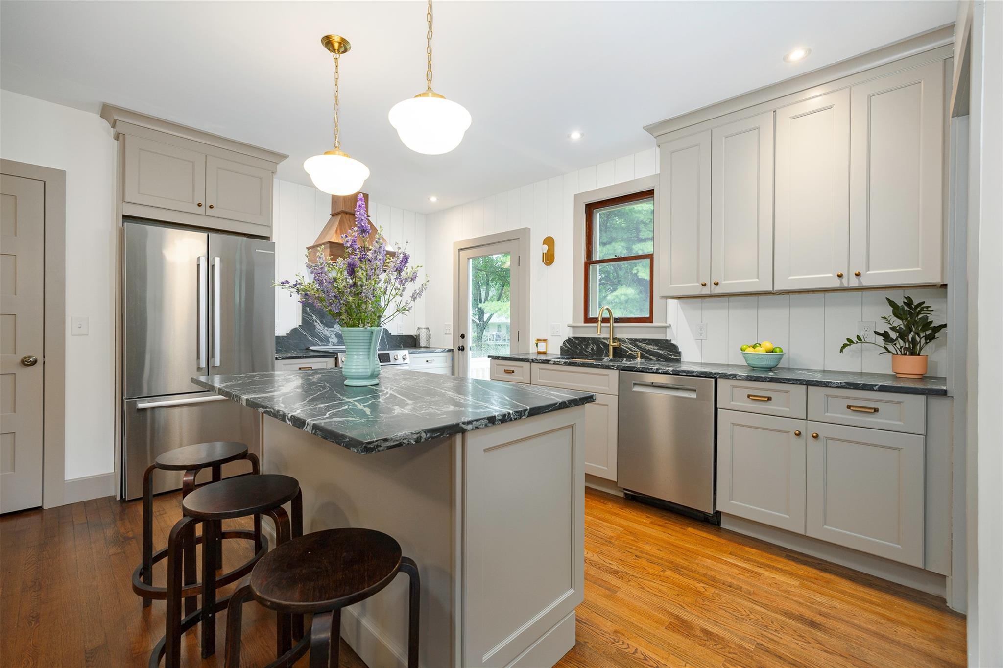 59 S Parsonage Street, Rhinebeck, NY 12572