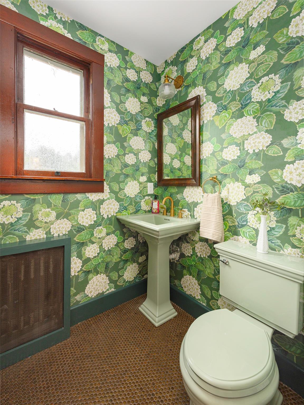 59 S Parsonage Street, Rhinebeck, NY 12572