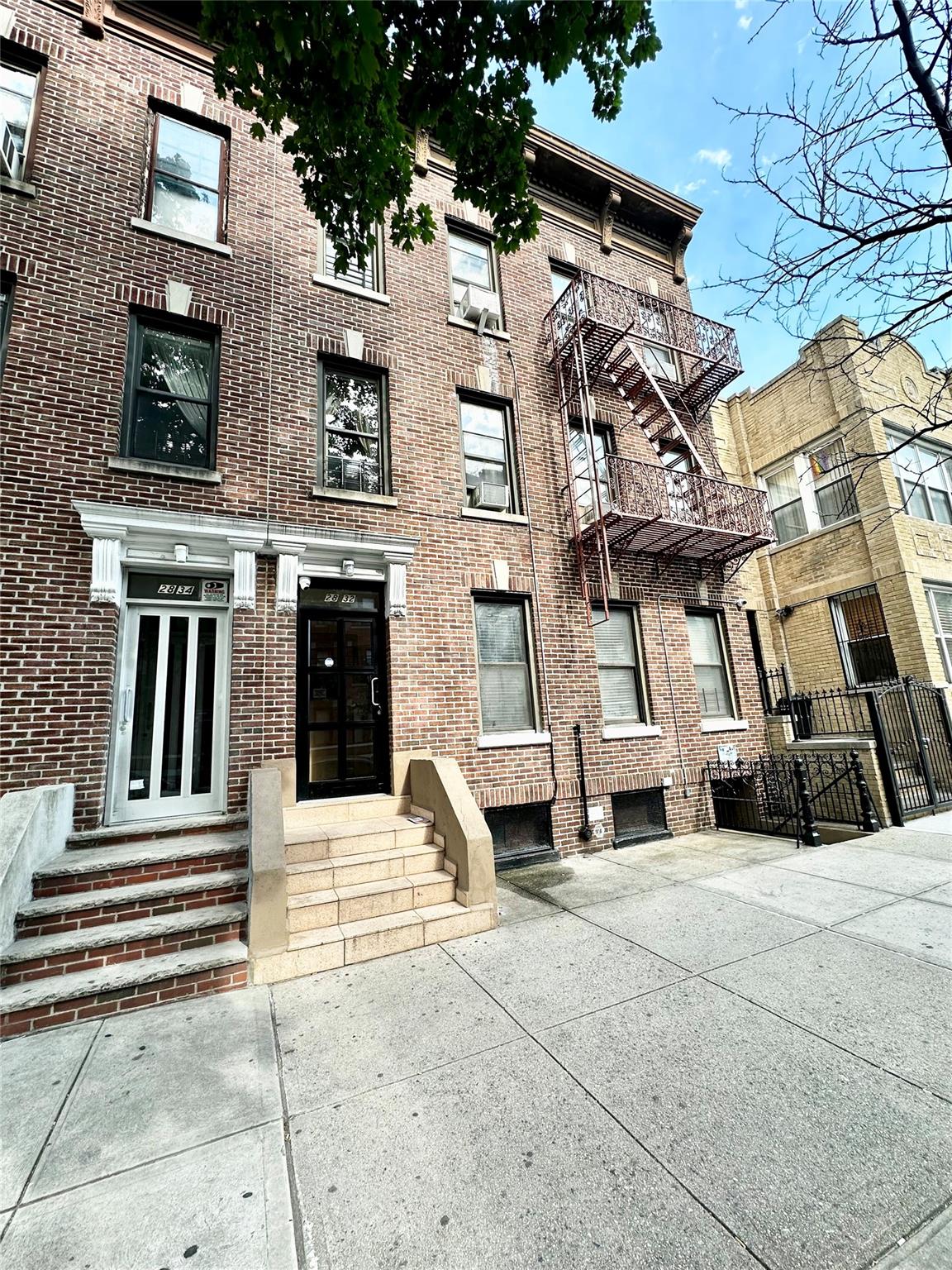 28-32 37th Street, Astoria, NY 11103
