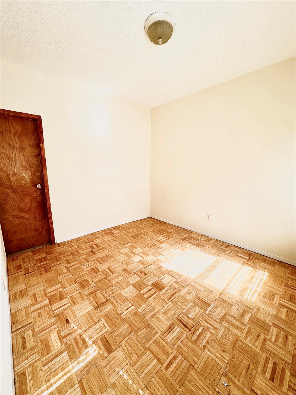 28-32 37th Street, Astoria, NY 11103