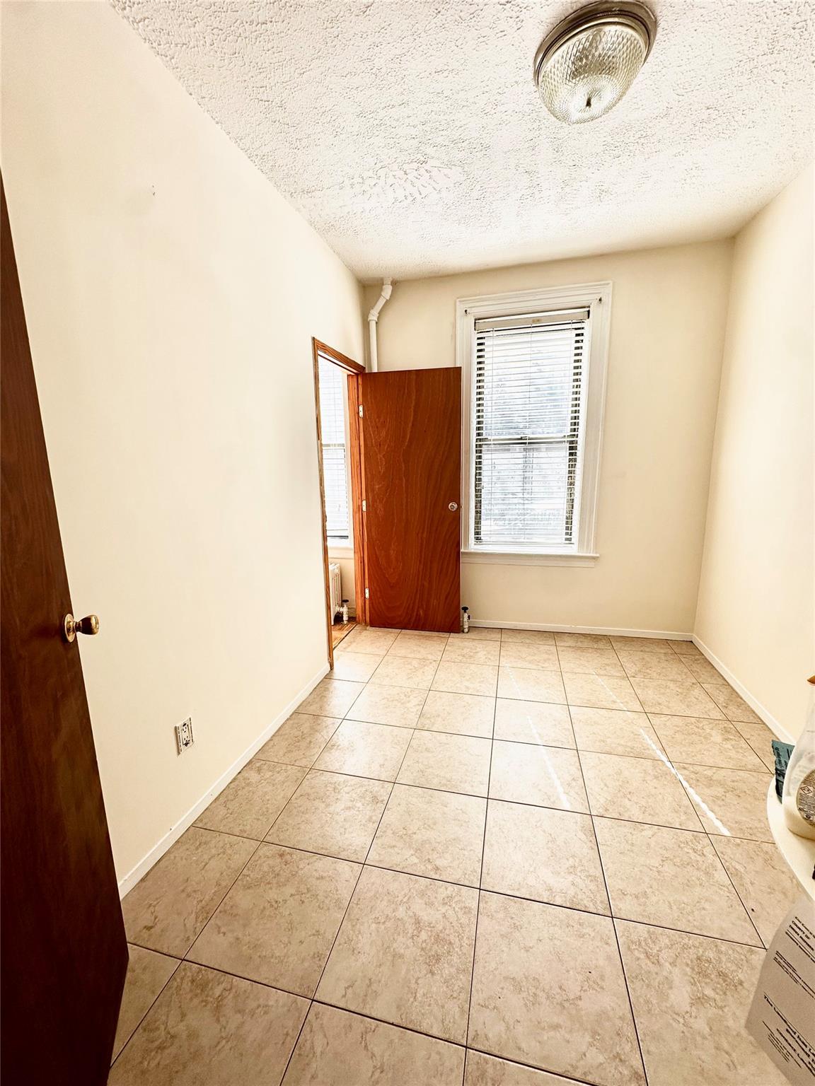 28-32 37th Street, Astoria, NY 11103