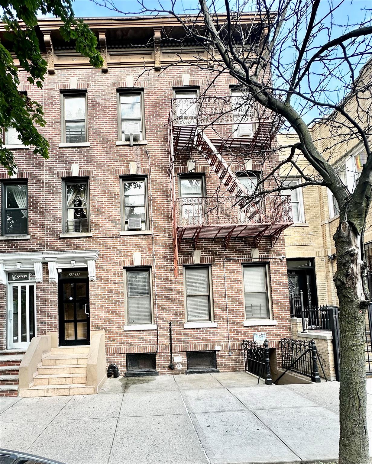 28-32 37th Street, Astoria, NY 11103