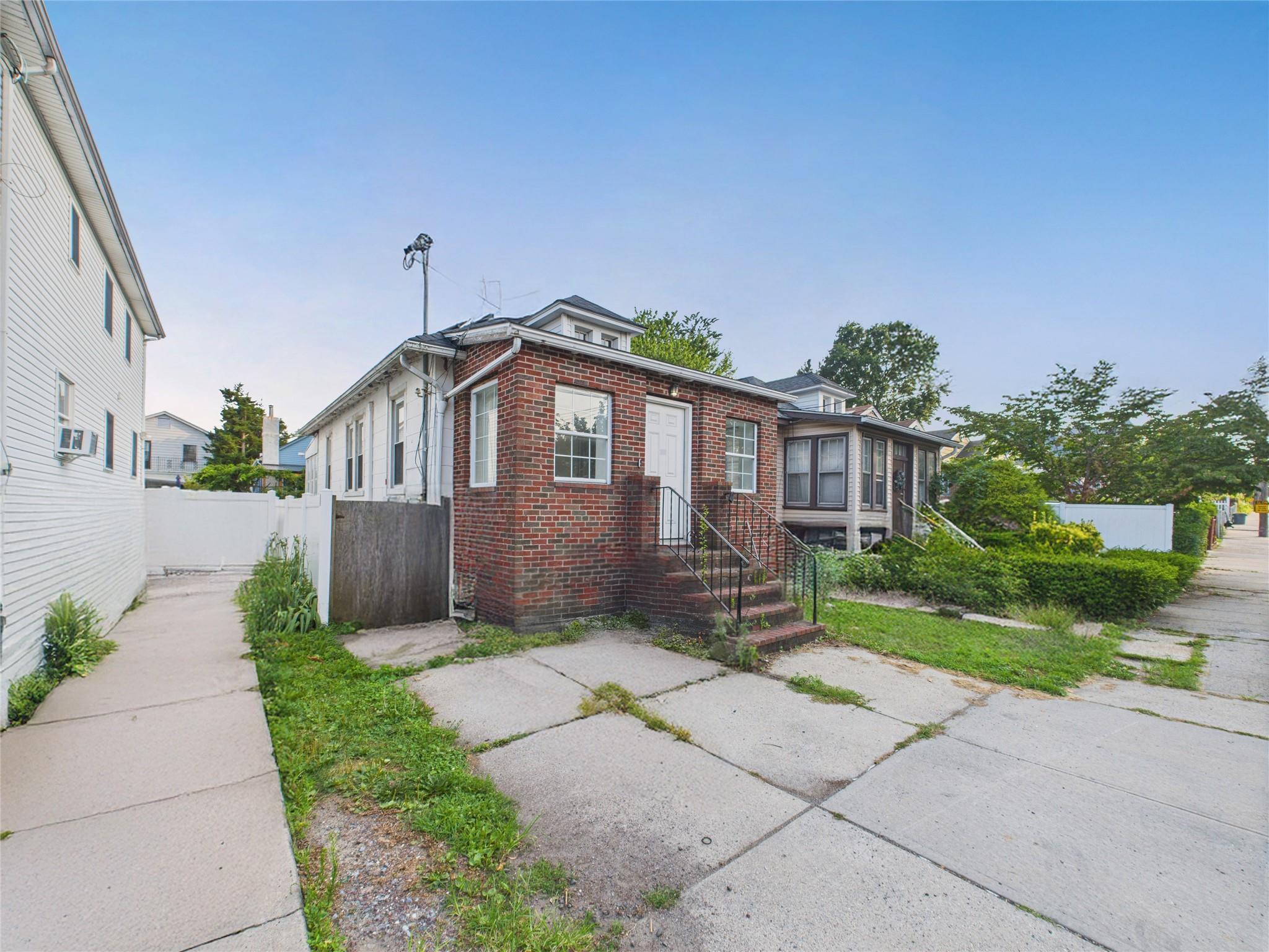 102 Carroll Street, Bronx, NY 10464