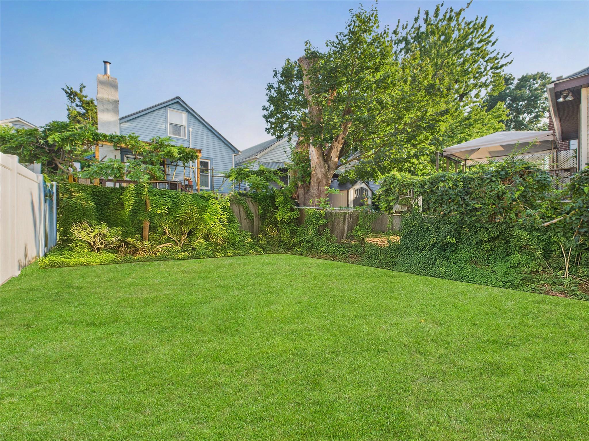 102 Carroll Street, Bronx, NY 10464