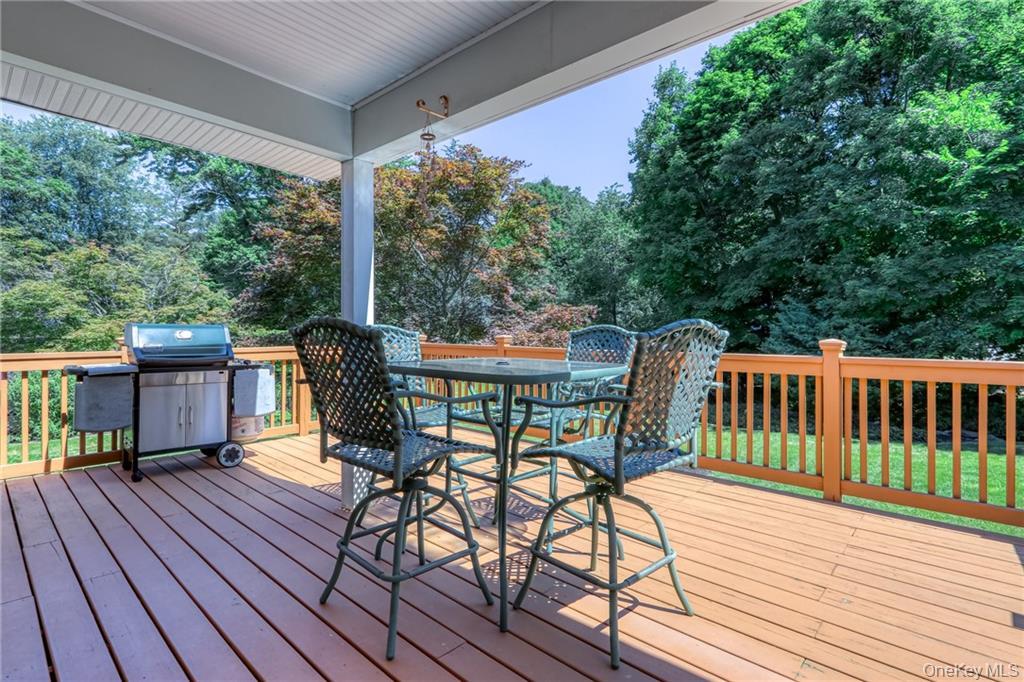 52 Campbell Avenue, Airmont, NY 10901