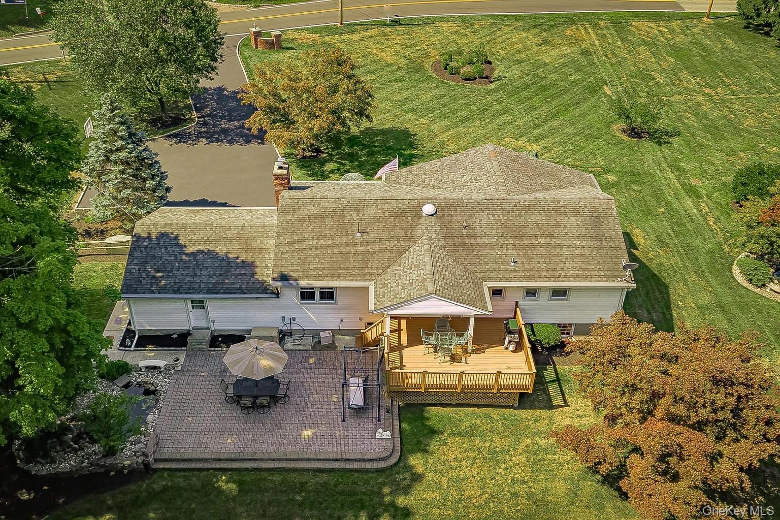 52 Campbell Avenue, Airmont, NY 10901