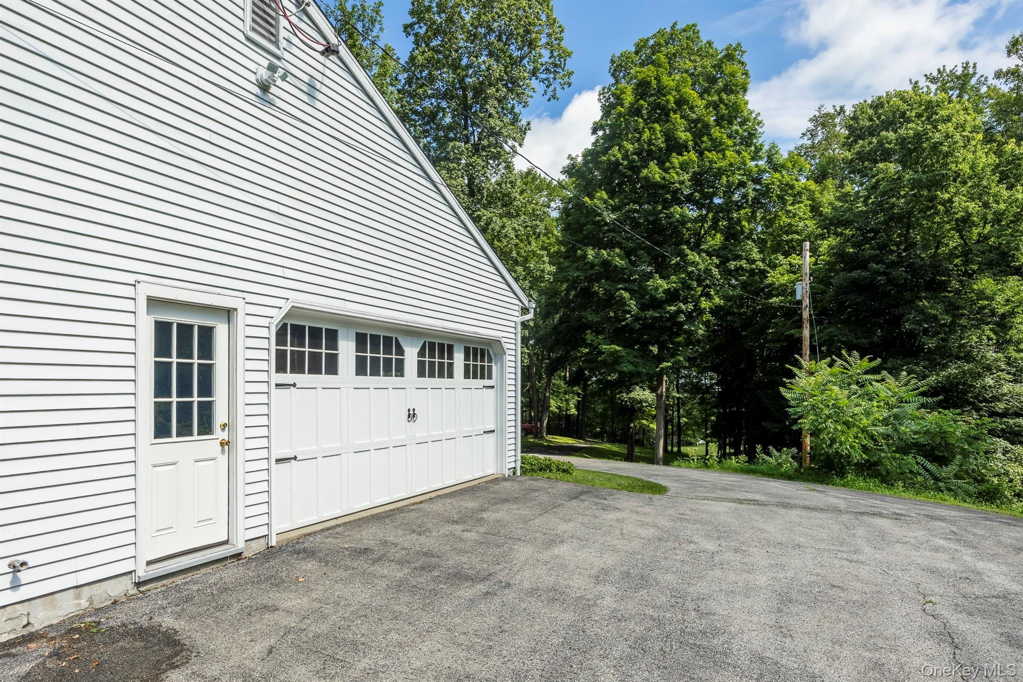 75 Hornbeck Road, Poughkeepsie, NY 12603