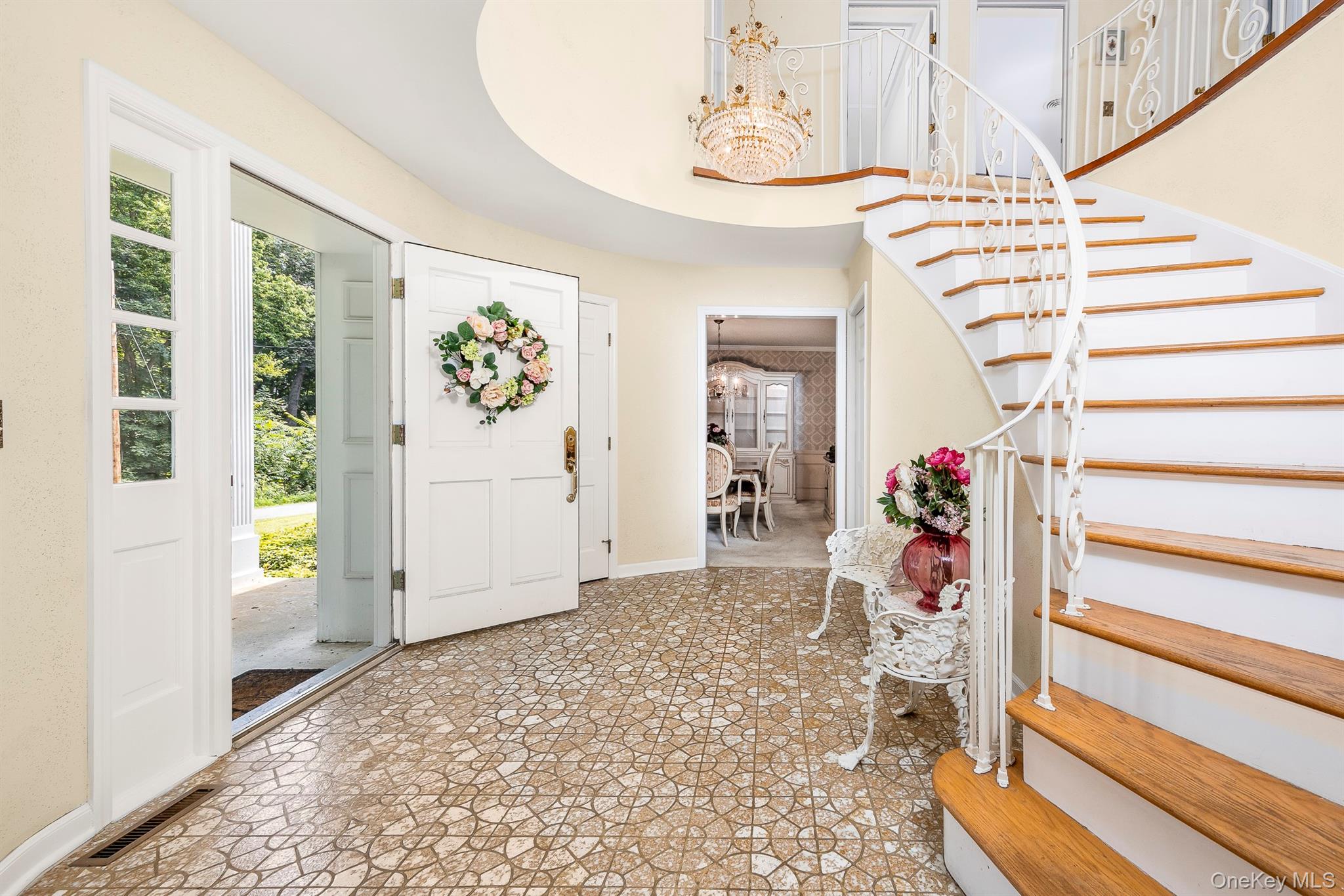 75 Hornbeck Road, Poughkeepsie, NY 12603