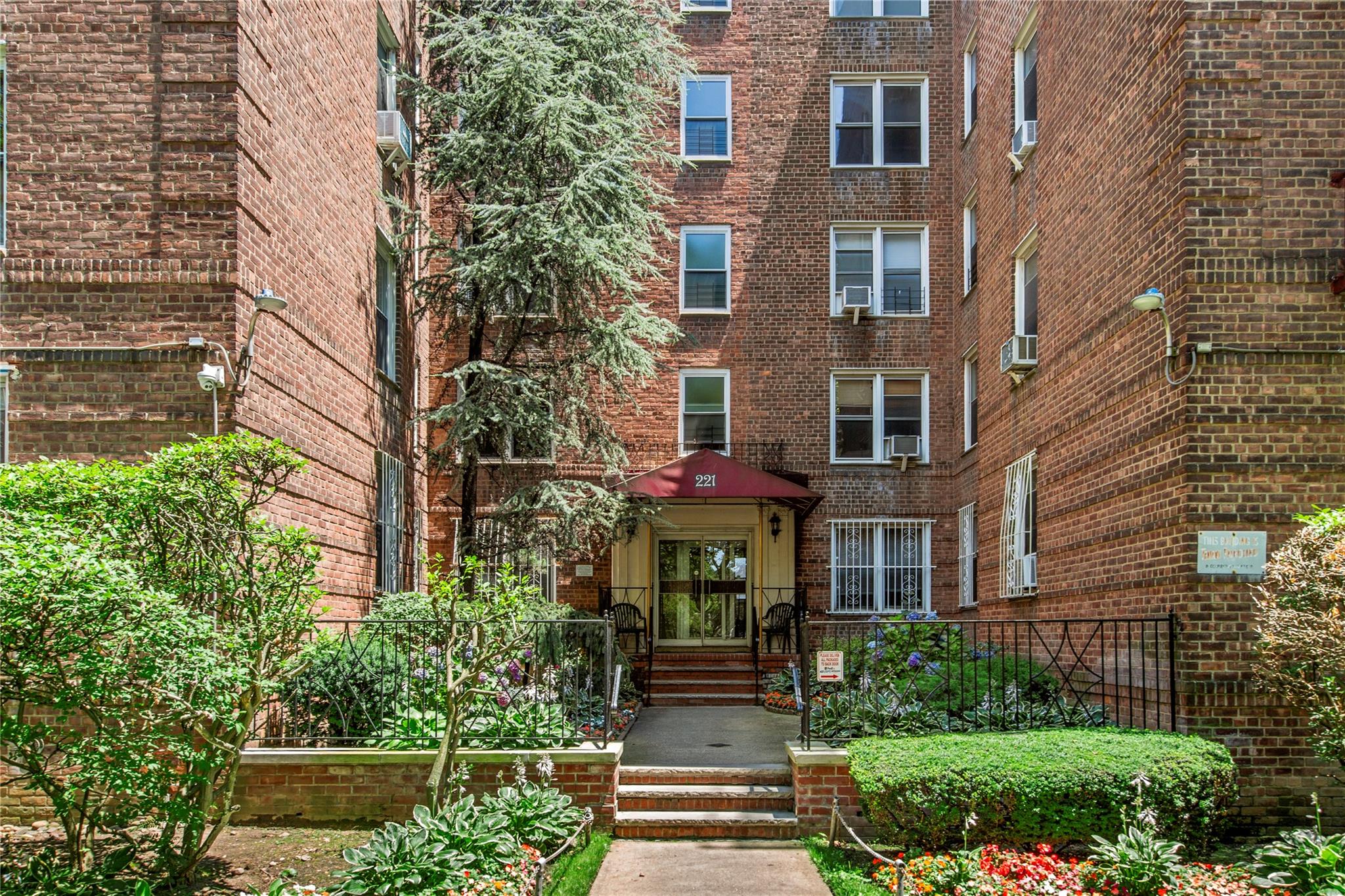 221 McDonald Avenue # 3P, Brooklyn, NY 11218