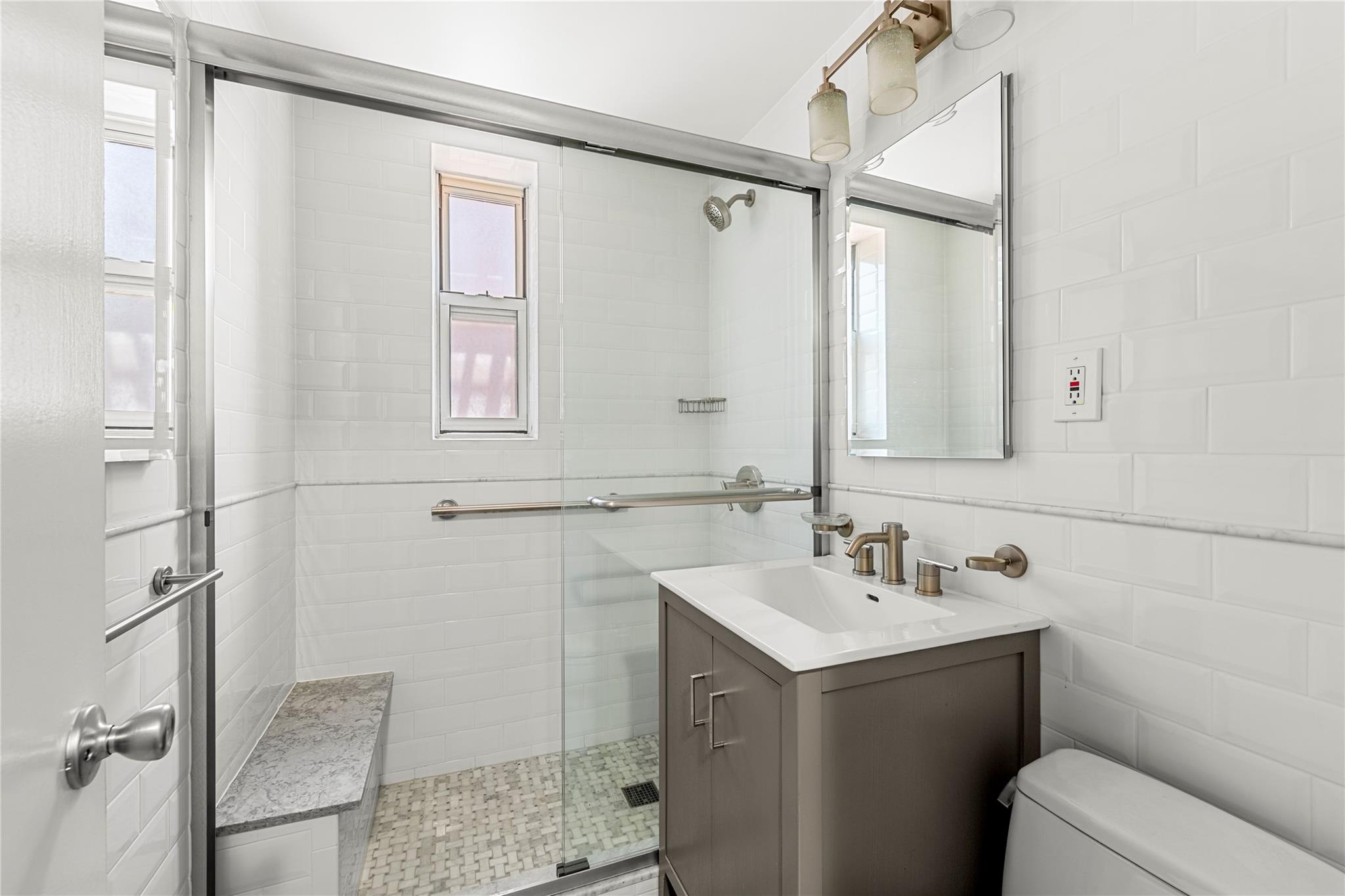 221 McDonald Avenue # 3P, Brooklyn, NY 11218