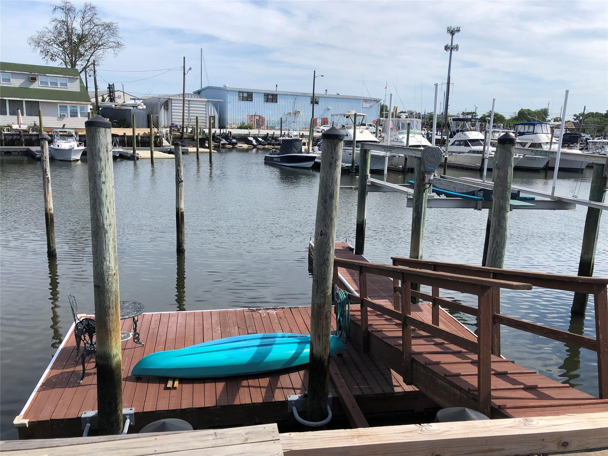 10 James Street S, East Rockaway, NY 11518