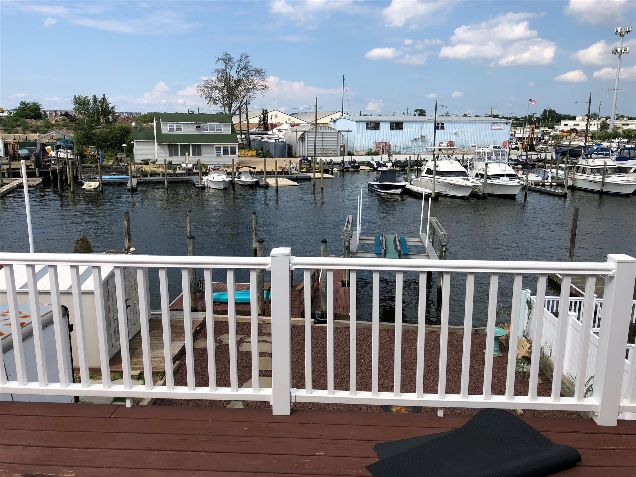 10 James Street S, East Rockaway, NY 11518