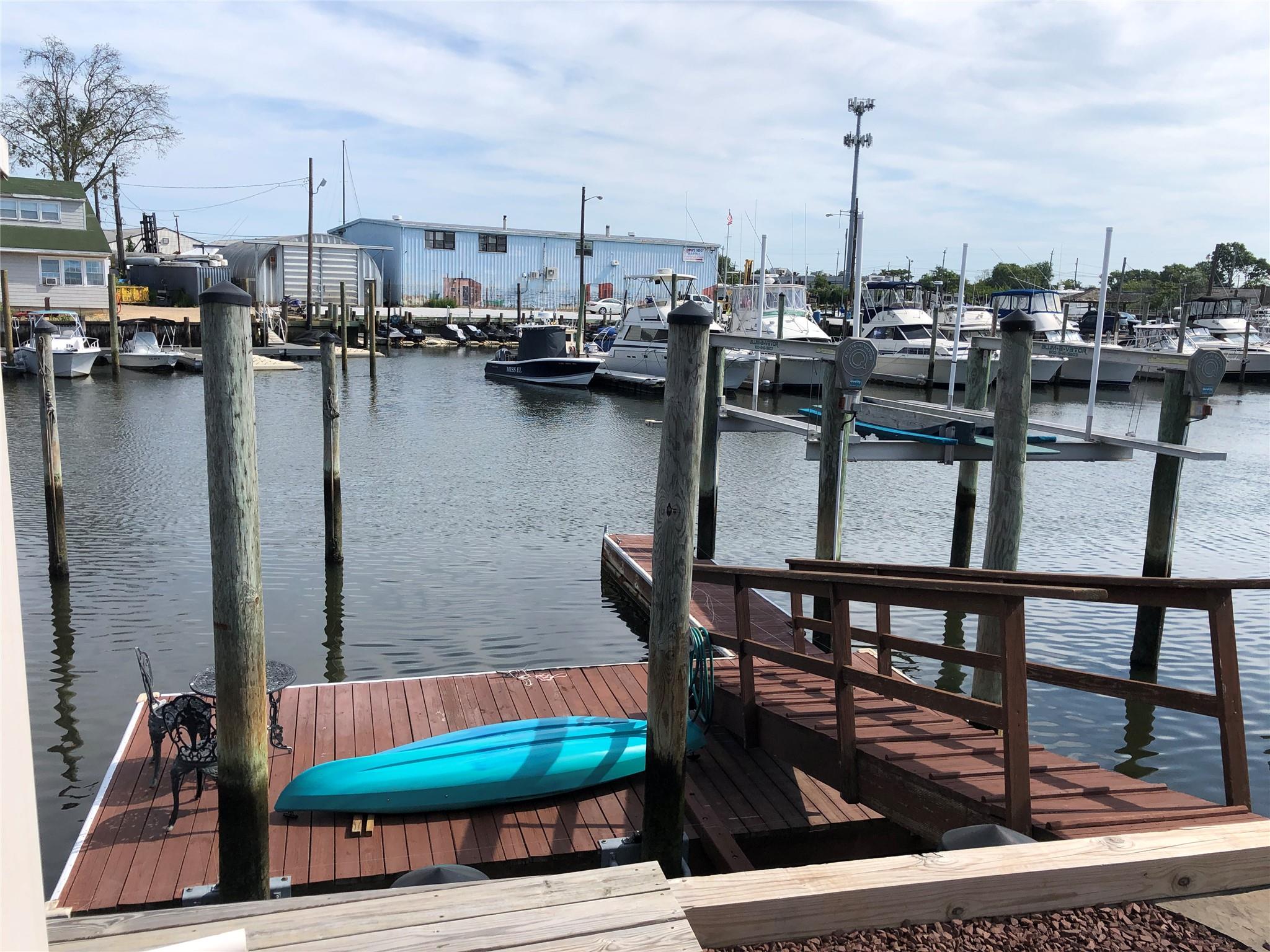 10 James Street S, East Rockaway, NY 11518