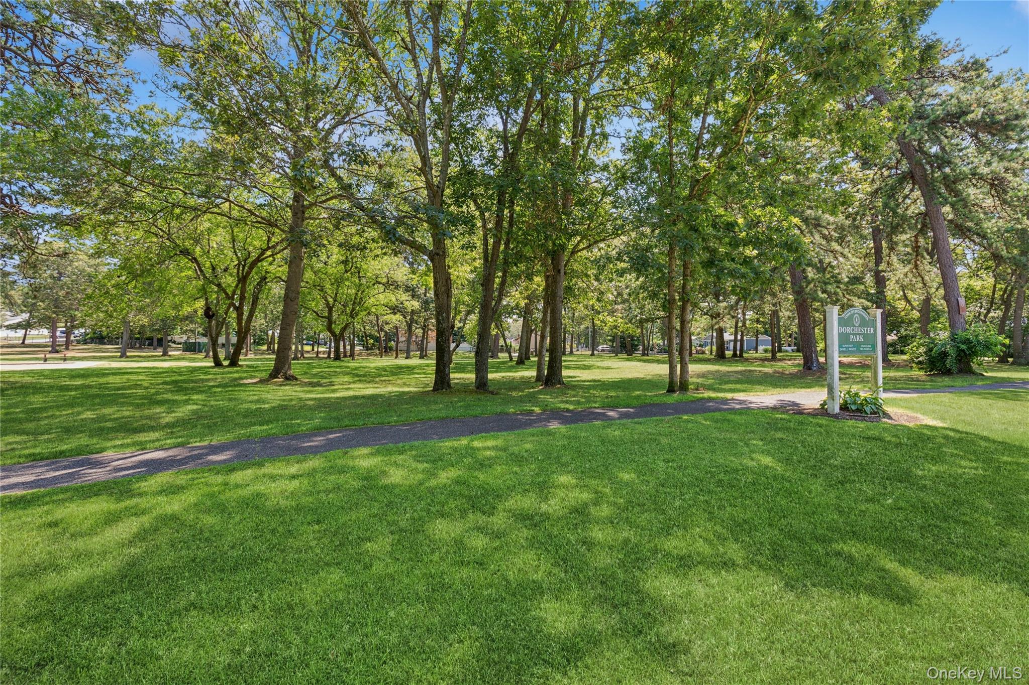 42 Morris Avenue, Lake Grove, NY 11755