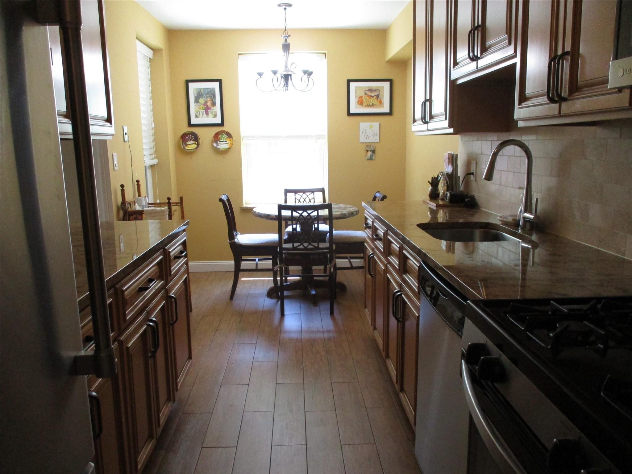 360 Central Avenue # 331, Lawrence, NY 11559