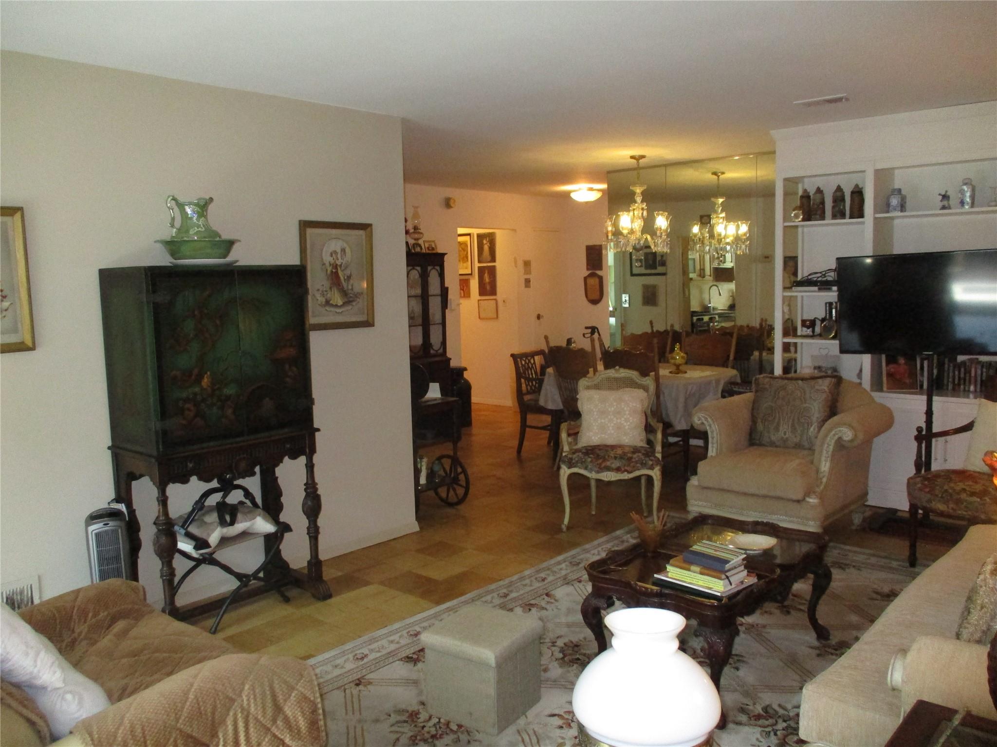 360 Central Avenue # 331, Lawrence, NY 11559