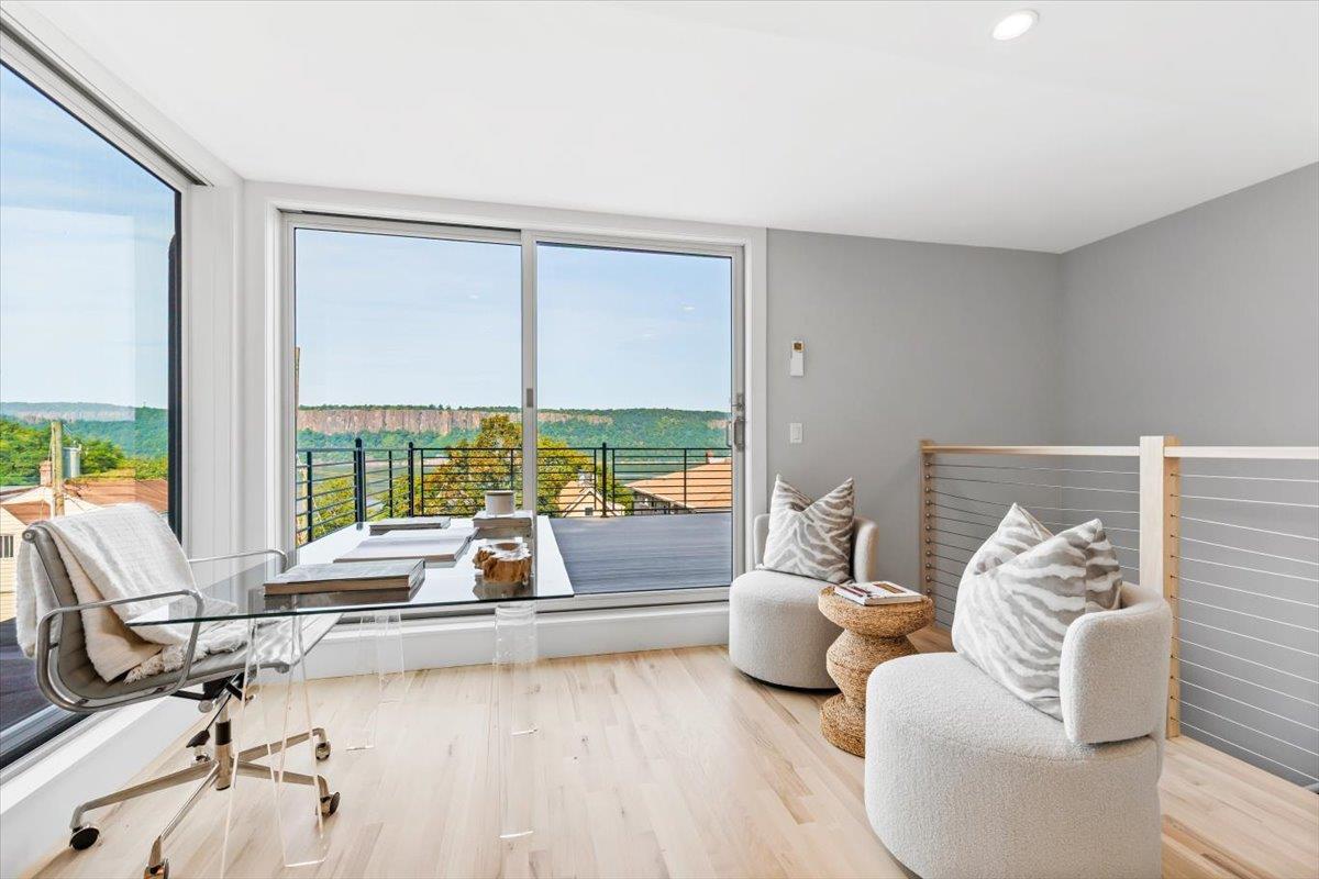 6 Nodine Street # 6, Hastings-on-Hudson, NY 10706